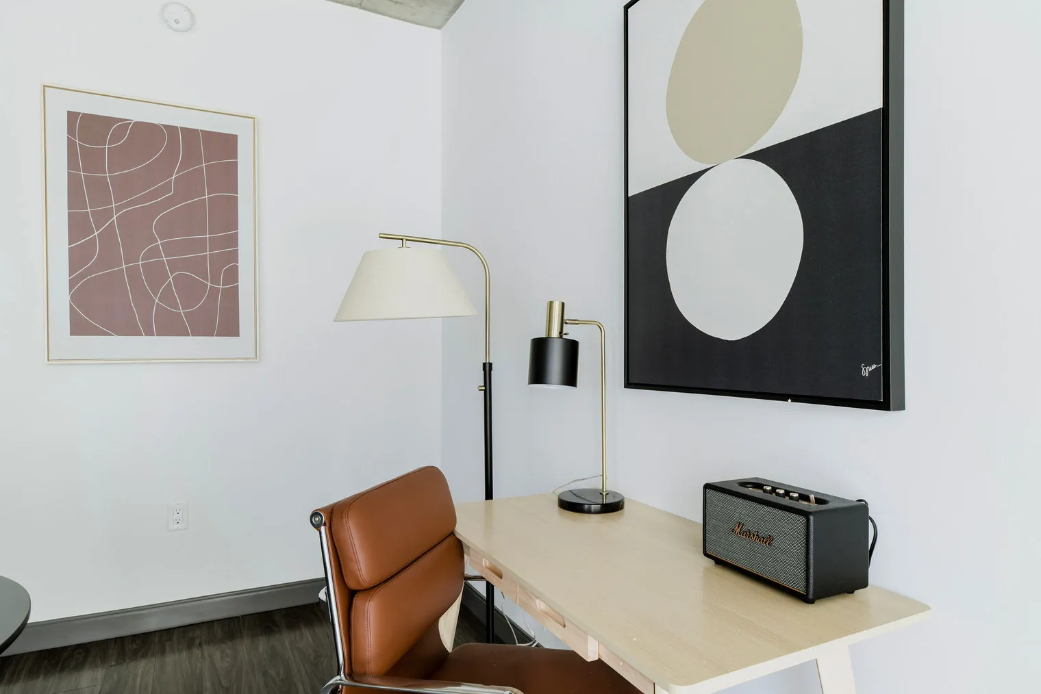 215 W Lake St   60606 60606-Linea-unit#ID1331-Chicago-IL