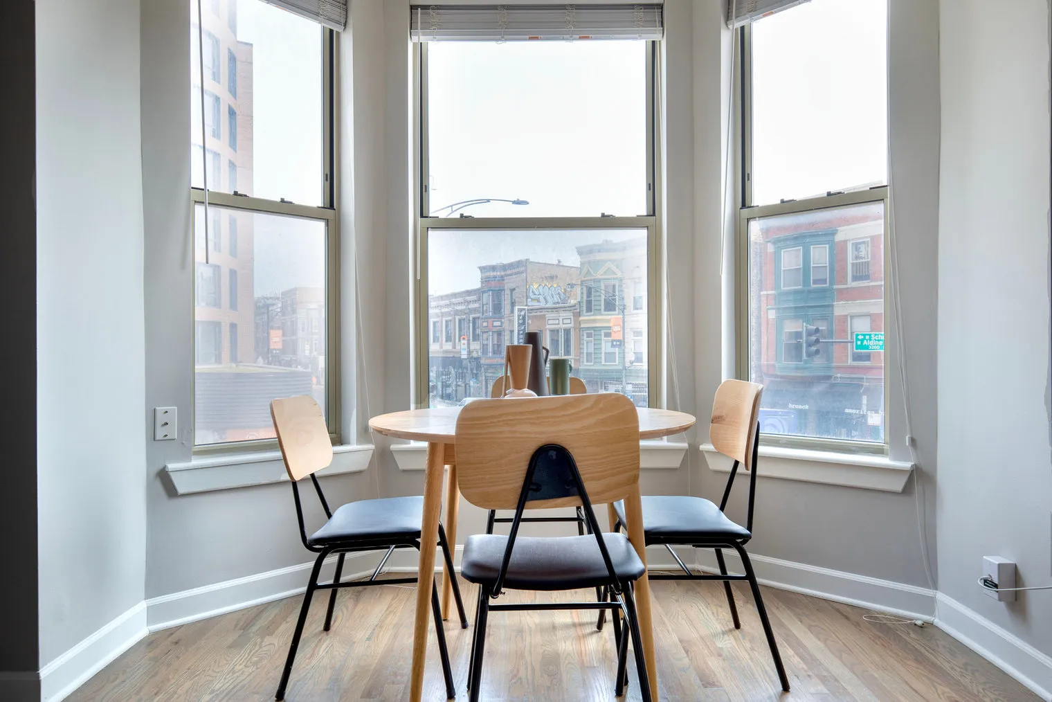 911 W School St 60657 60657-3264 N. Clark-unit#ID944-Chicago-IL