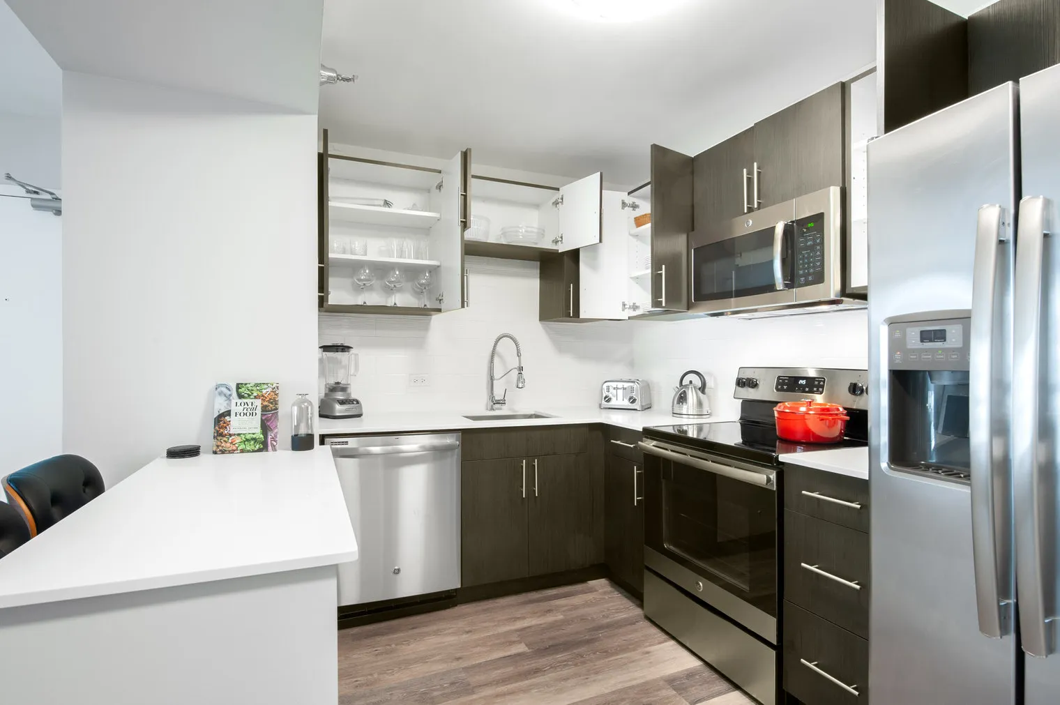 1 E Delaware Pl   60611 60611-One East Delaware-unit#ID82-Chicago-IL