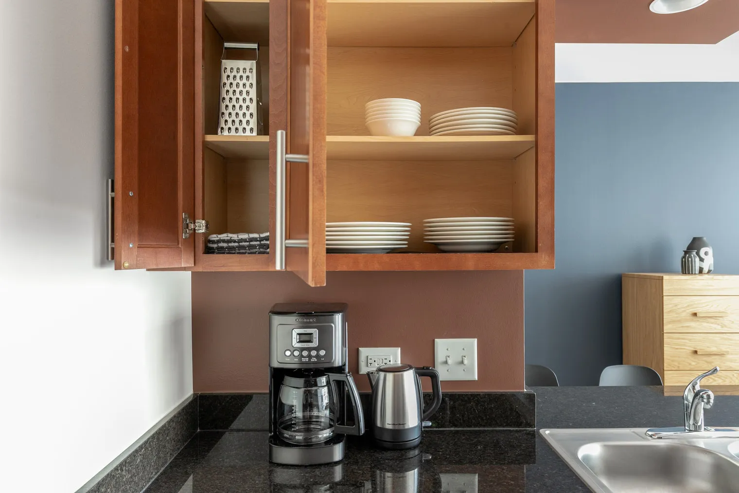 210 N Wells St 60601 60601-Lake & Wells Apartments-unit#ID228-Chicago-IL