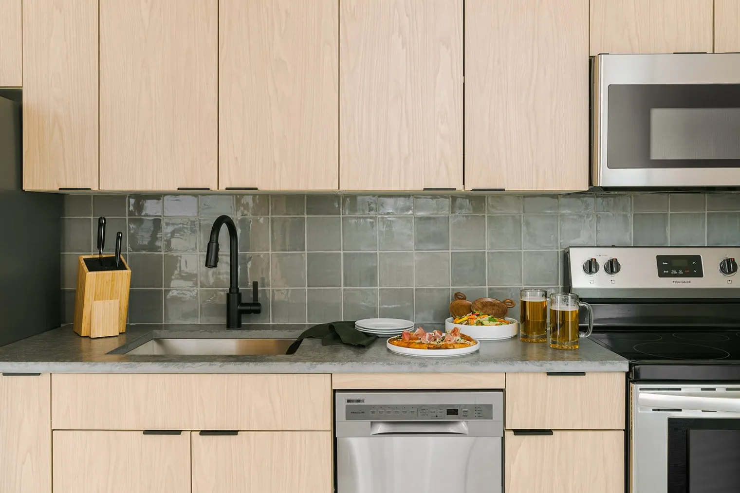 555 W Jackson Blvd   60661 60661-Building West Jackson Boulevard - livn-chicago-unit#ID1504154P-Chicago-IL