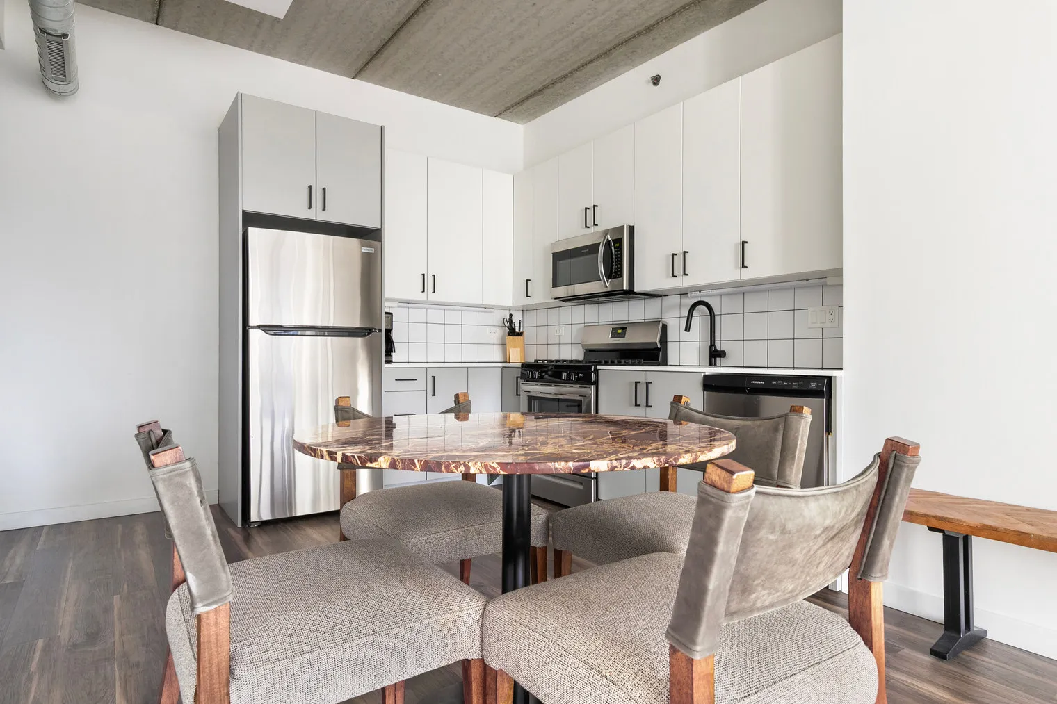 61 W Erie St   60654 60654-The Opal-unit#ID1415-Chicago-IL