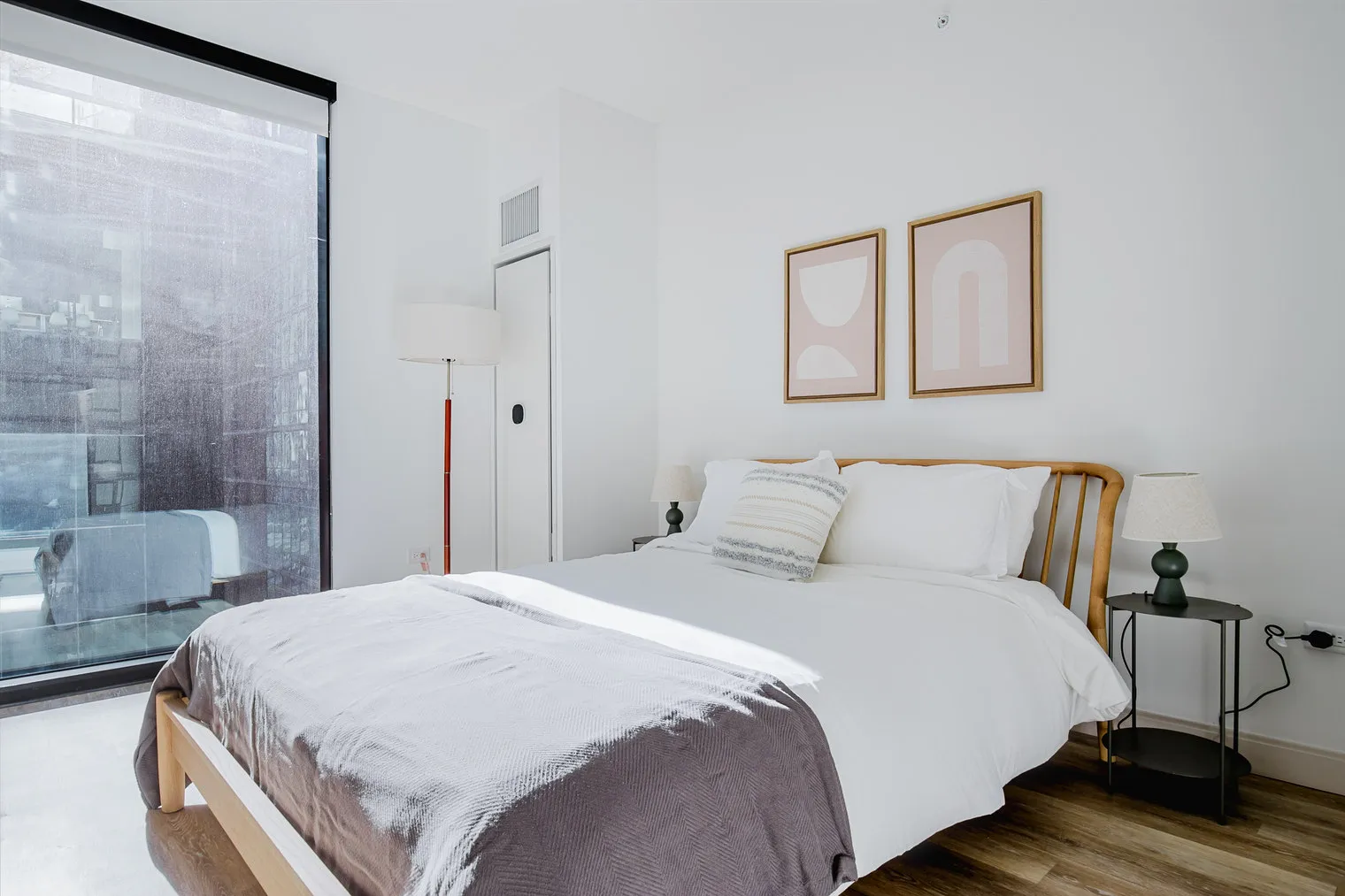 535 N St Clair St   60611 60611-Saint Grand-unit#ID1150-Chicago-IL