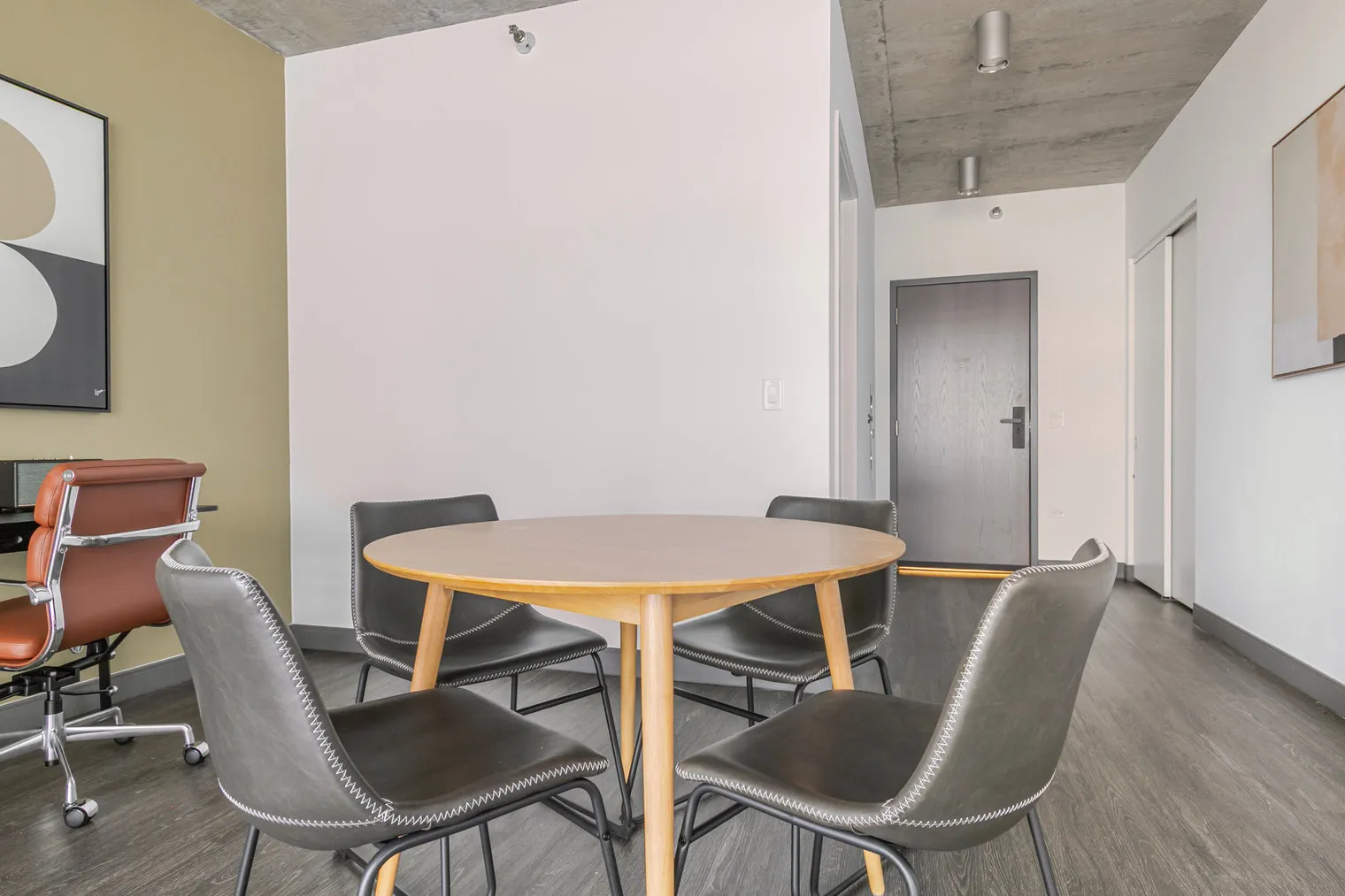 60 E Randolph St   60601 60601-Parkline-unit#ID1370-Chicago-IL