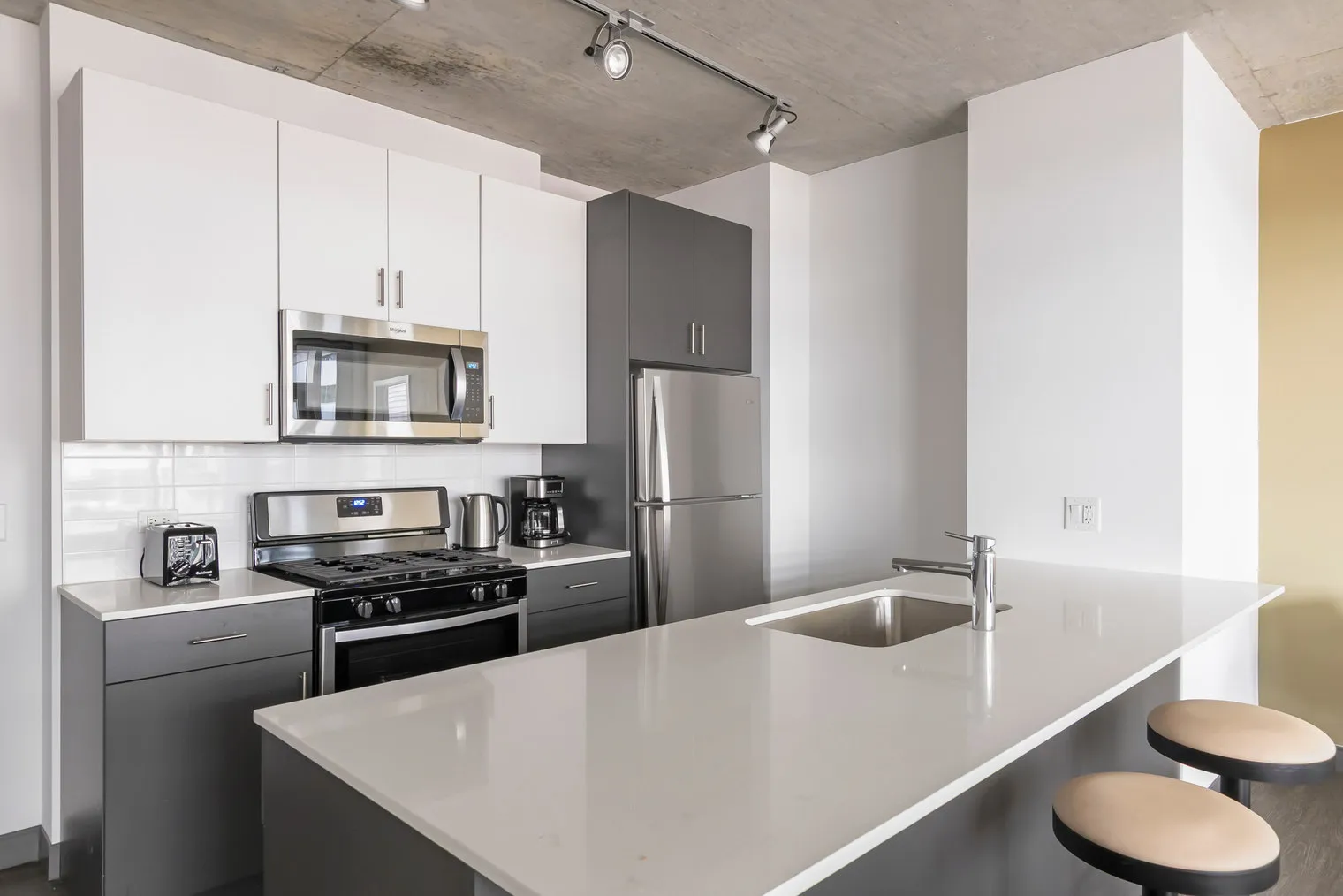 60 E Randolph St   60601 60601-Parkline-unit#ID1372-Chicago-IL