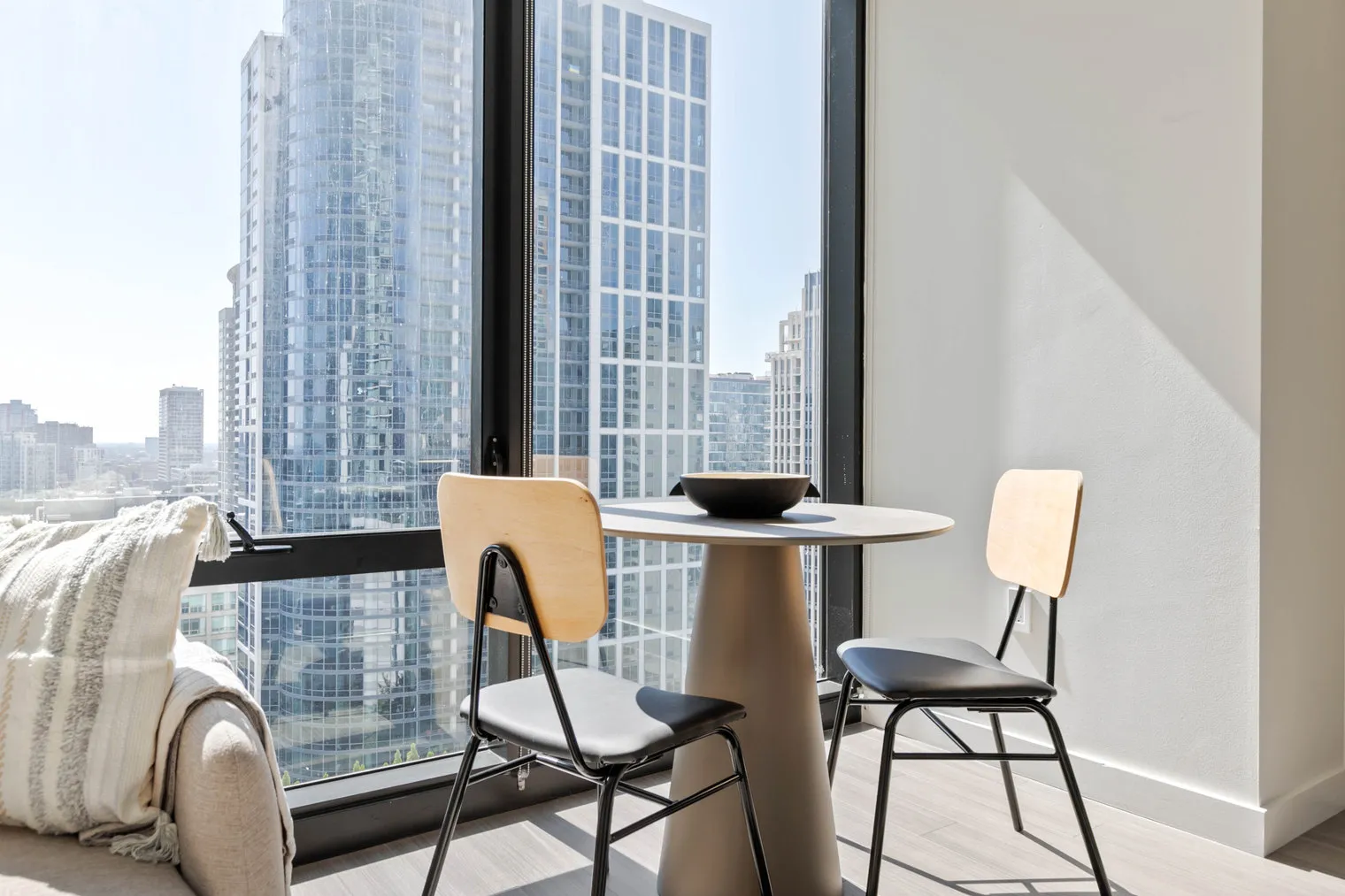 1210 S INDIANA AVE 60605- NEMA-unit#ID744-Chicago-IL