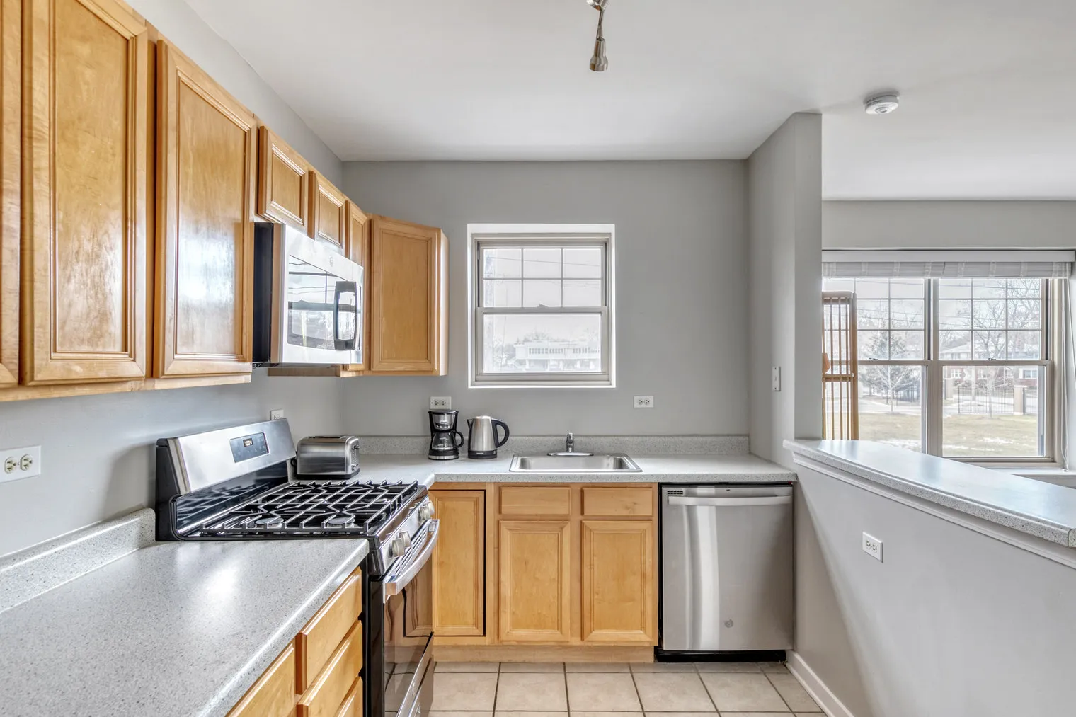 2762 Hampton Pkwy   60201 60201-Hampton Parkway-unit#ID521-Evanston-IL