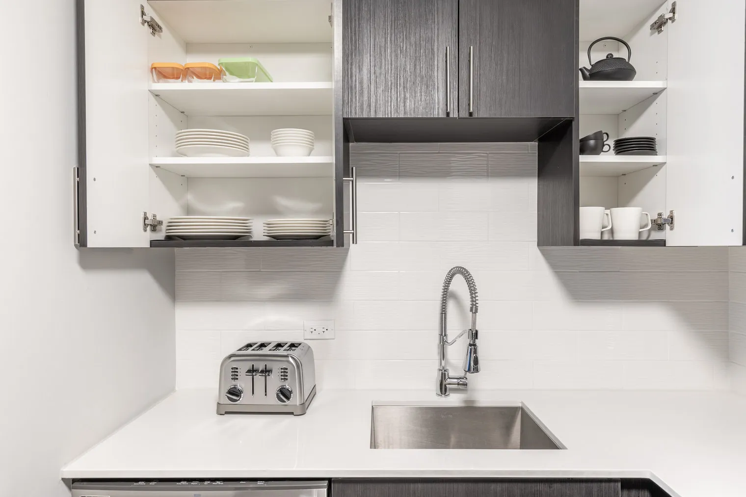 1 E Delaware Pl   60611 60611-One East Delaware-unit#ID221-Chicago-IL