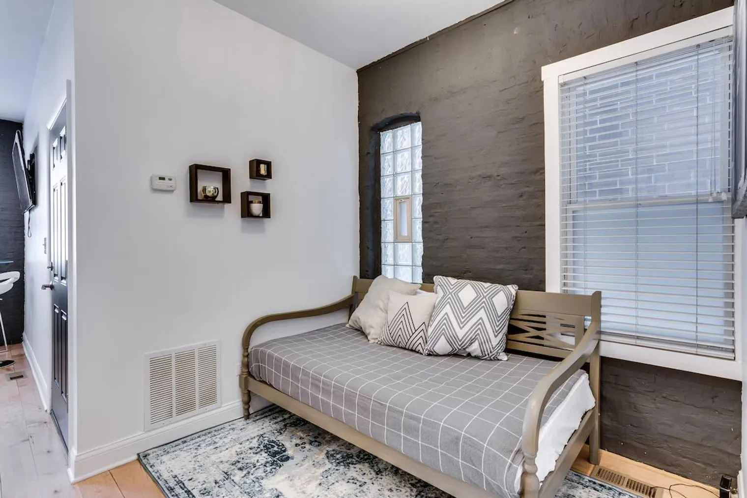 1519 W Superior St   60642 60642-Building West Superior Street - redawning-unit#ID1255745P-Chicago-IL