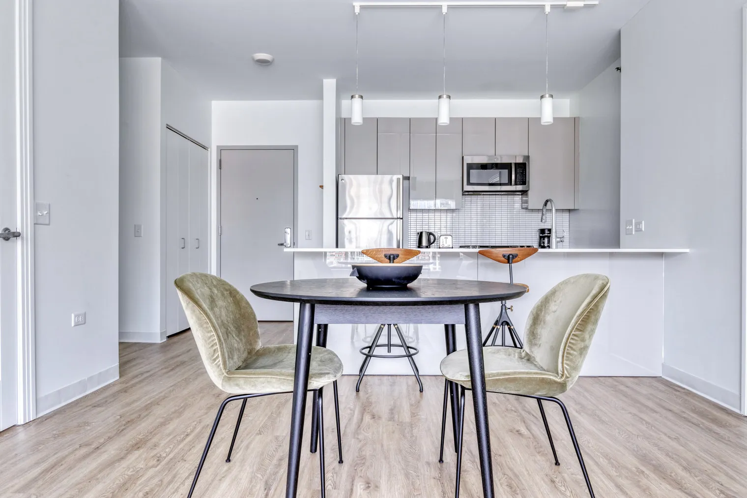 808 W Van Buren St   60607 60607-The Van Buren-unit#ID534-Chicago-IL