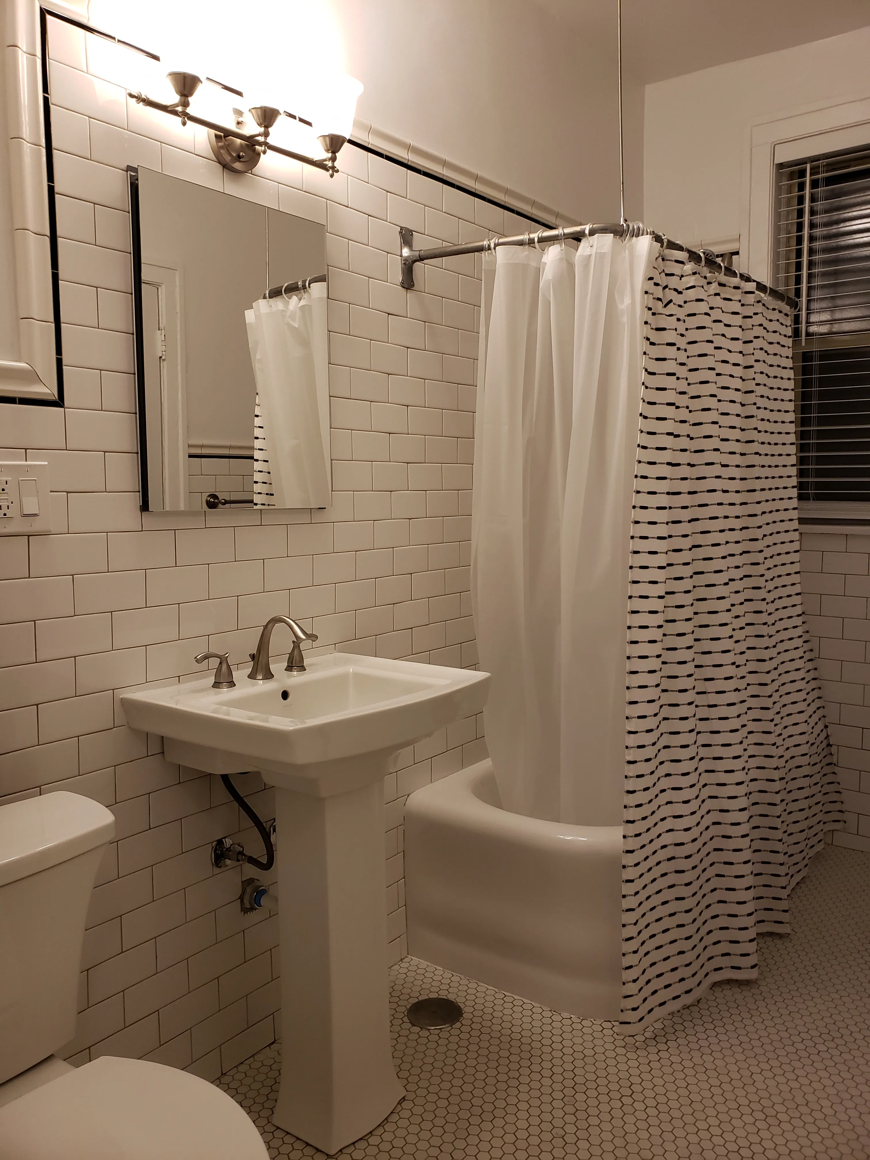 7010 N Sheridan Rd 60626 60626-unit#2-Chicago-IL