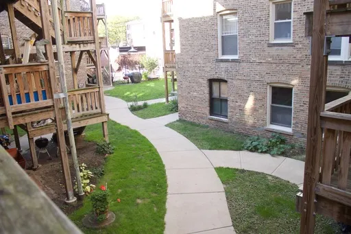 7010 N Sheridan Rd 60626 60626-unit#2-Chicago-IL