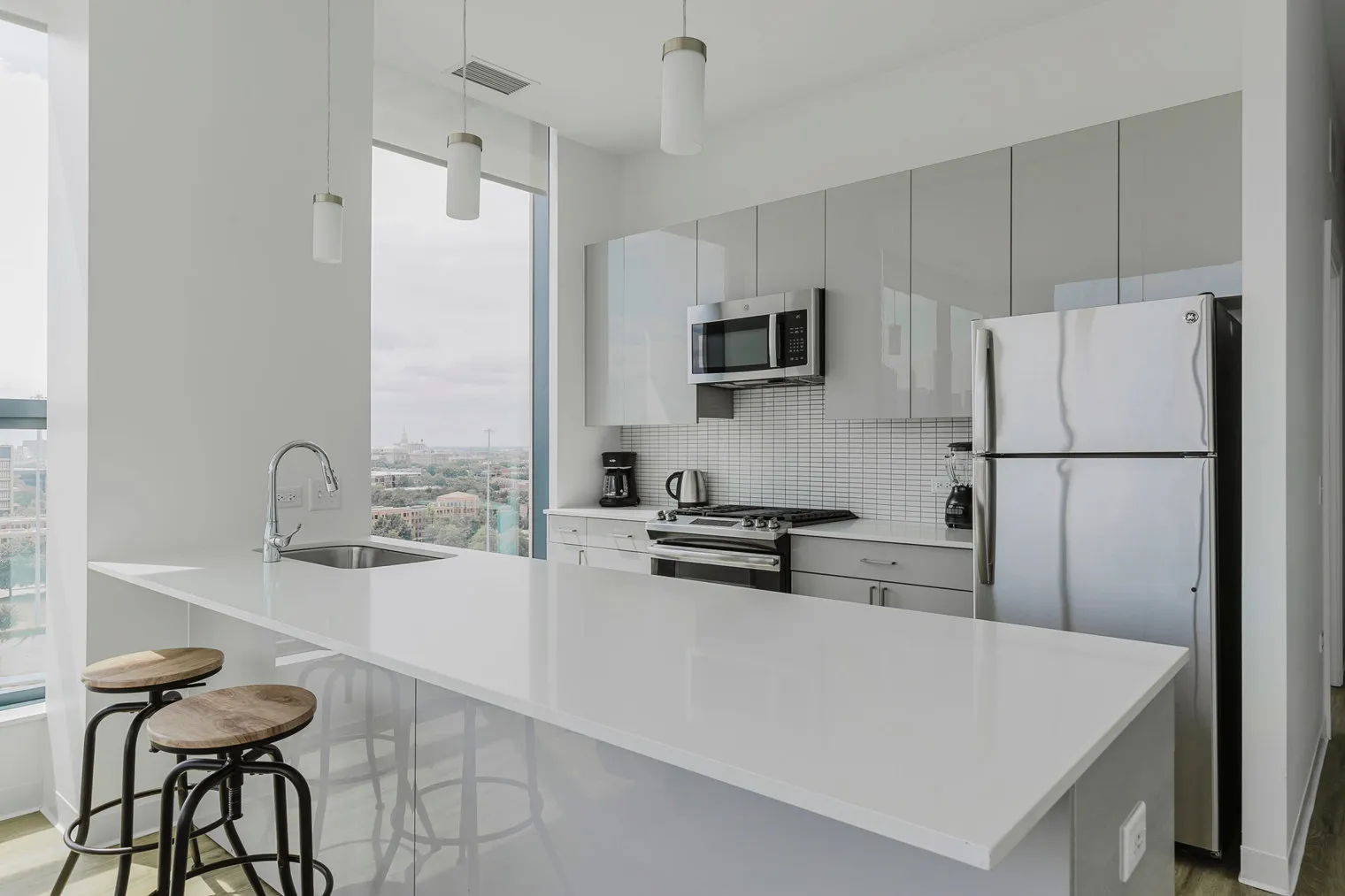 808 W Van Buren St   60607 60607-The Van Buren-unit#ID540-Chicago-IL