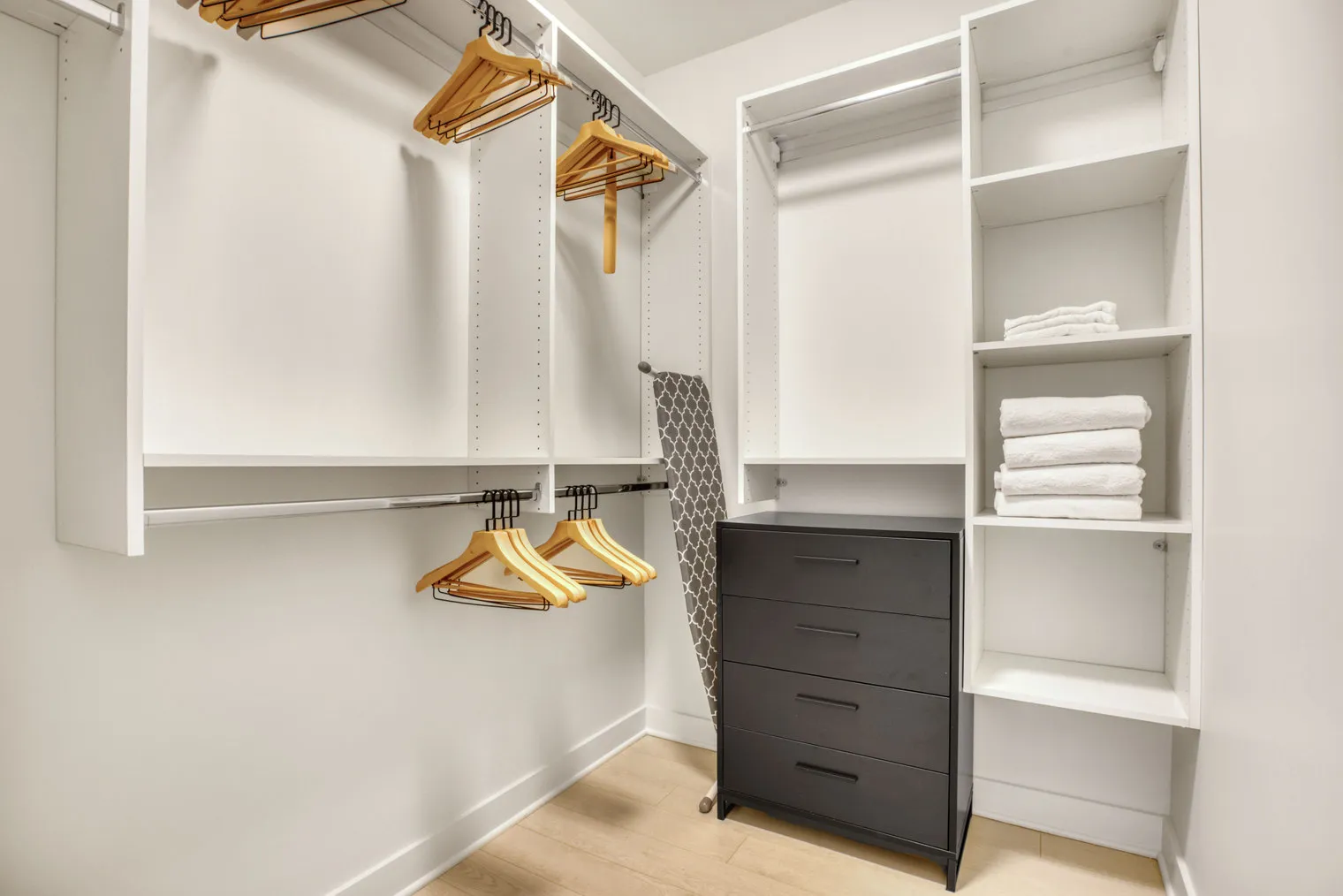 1035 W Van Buren St   60607 60607-Landmark West Loop-unit#ID752-Chicago-IL