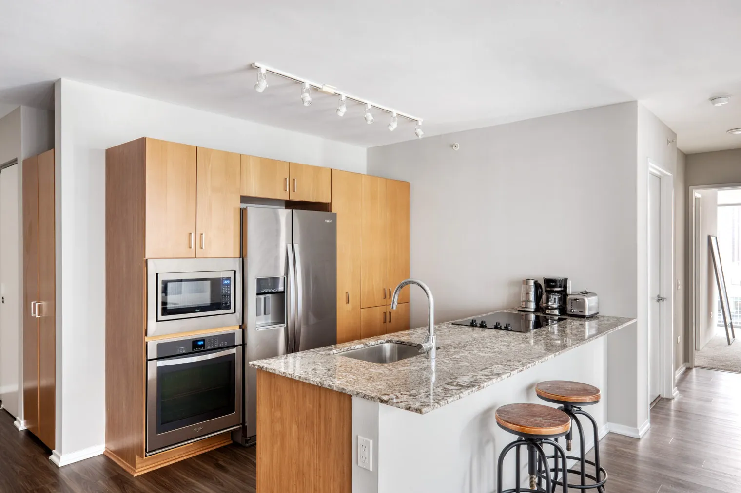 200 E Illinois St   60611 60611- Aston-unit#ID880-Chicago-IL