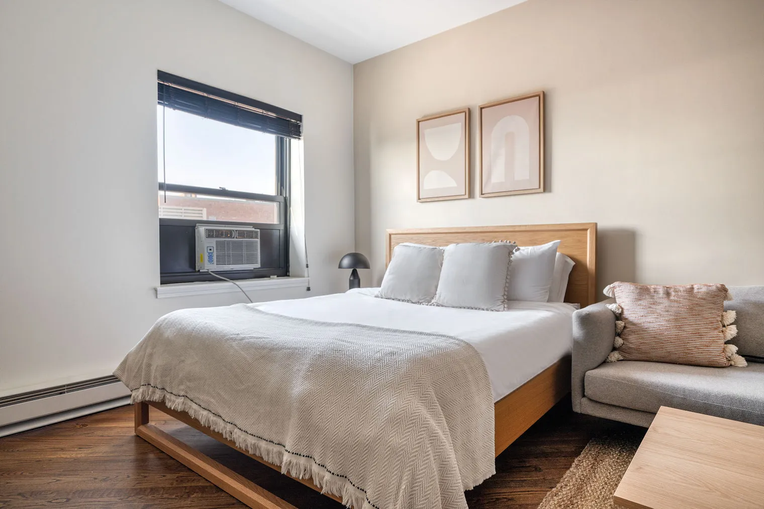 1400 N Lake Shore Dr   60610 60610-The Deco-unit#ID917-Chicago-IL