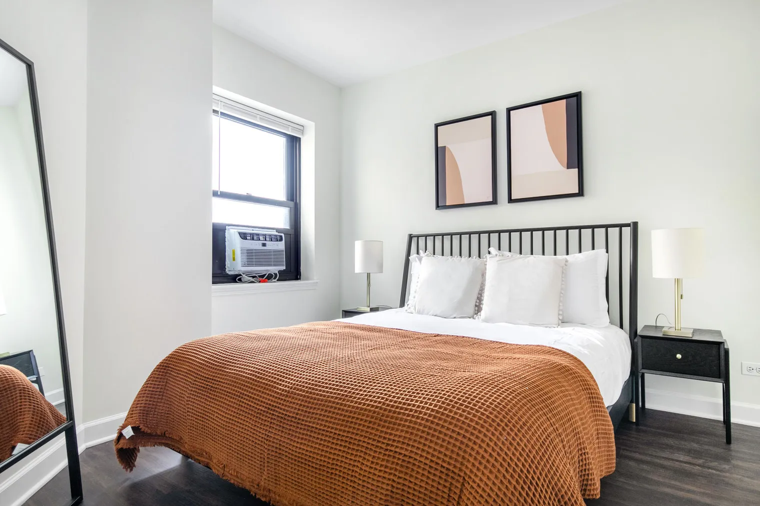 1400 N Lake Shore Dr   60610 60610-The Deco-unit#ID549-Chicago-IL