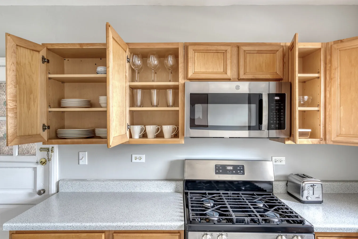 2762 Hampton Pkwy   60201 60201-Hampton Parkway-unit#ID521-Evanston-IL