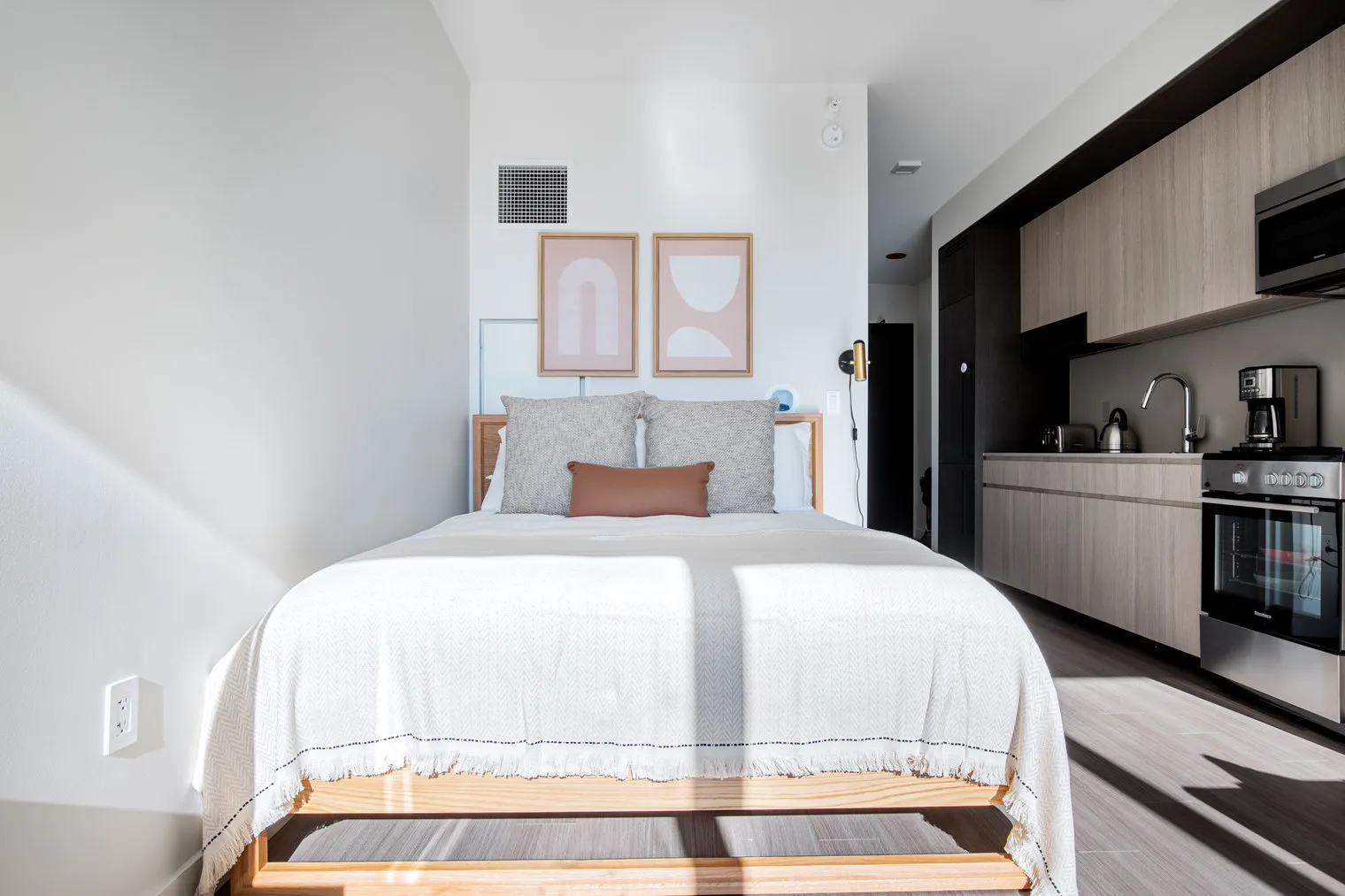 1210 S Indiana Ave   60605 60605-NEMA-unit#ID347-Chicago-IL