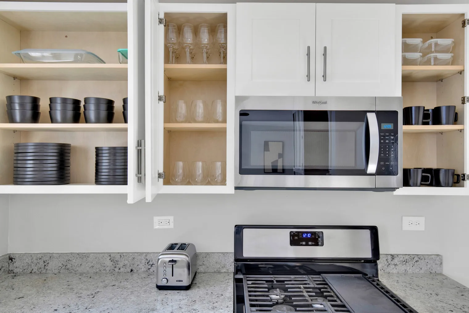 2766 Hampton Pkwy 60201 60201-Hampton Parkway-unit#ID600-Evanston-IL