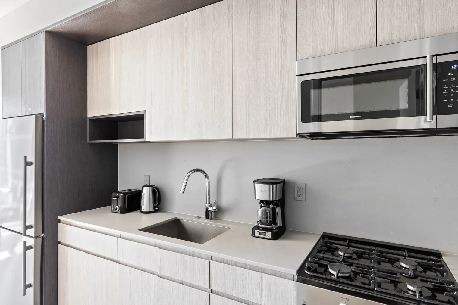 1210 S INDIANA AVE 60605- NEMA-unit#ID744-Chicago-IL