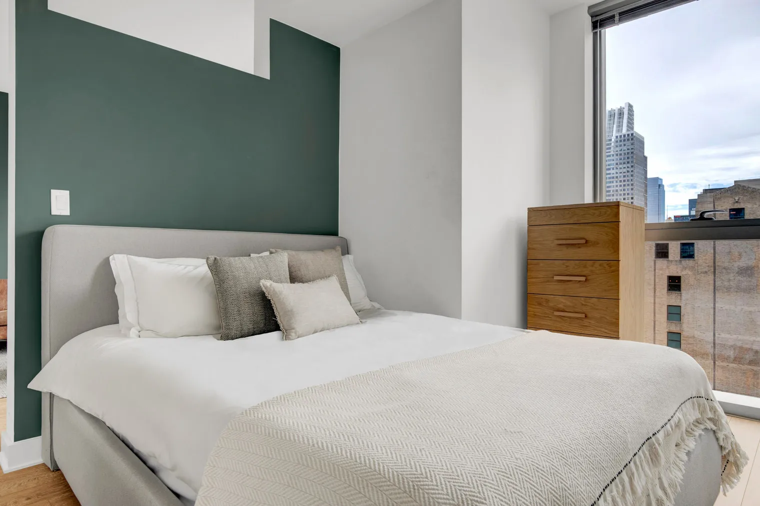 201 N Garland Ct   60601 60601- Mila-unit#ID226-Chicago-IL