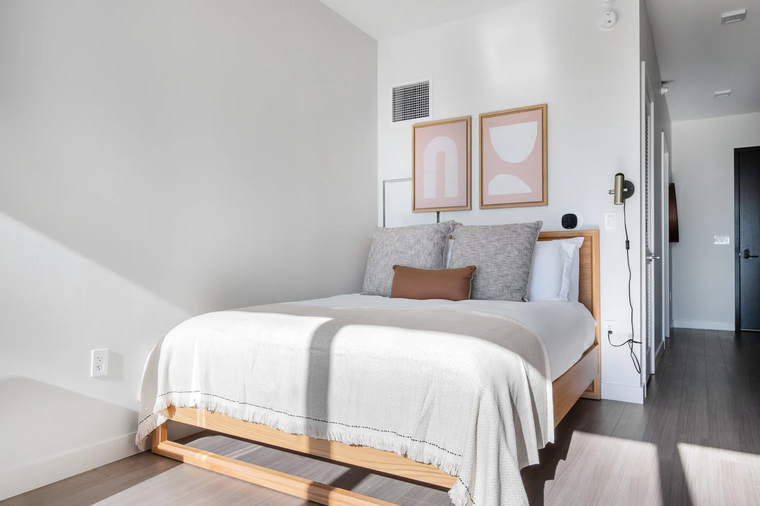 1210 S Indiana Ave   60605 60605-NEMA-unit#ID347-Chicago-IL