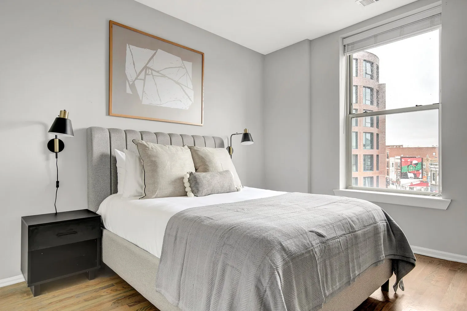 911 W School St   60657 60657-3264 N. Clark-unit#ID472-Chicago-IL
