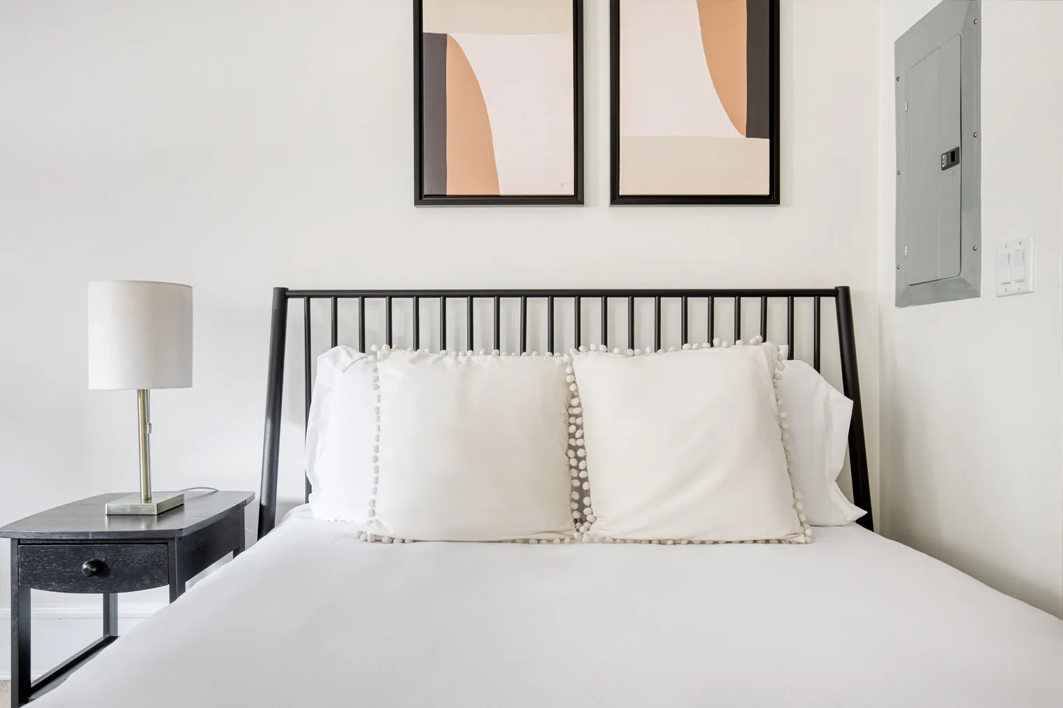 1400 N Lake Shore Dr   60610 60610-The Deco-unit#ID553-Chicago-IL