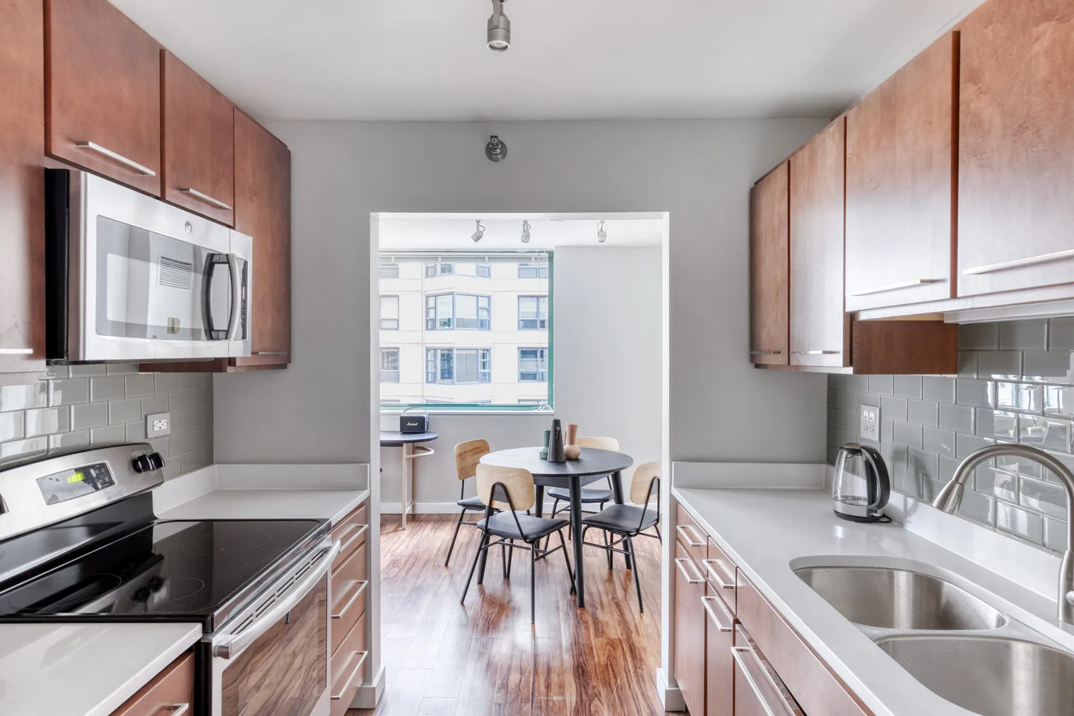 420 E OHIO ST 60611-420 East Ohio-unit#ID585-Chicago-IL