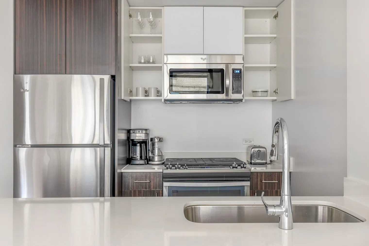 201 N Garland Ct   60601 60601-Mila-unit#ID1013-Chicago-IL