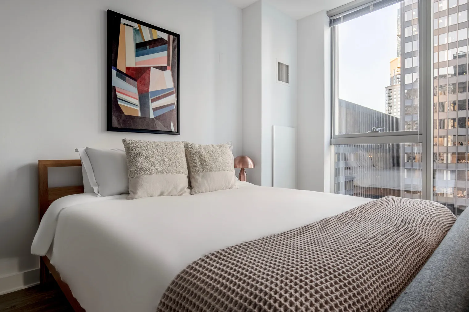 201 N Garland Ct   60601 60601- Mila-unit#ID1017-Chicago-IL