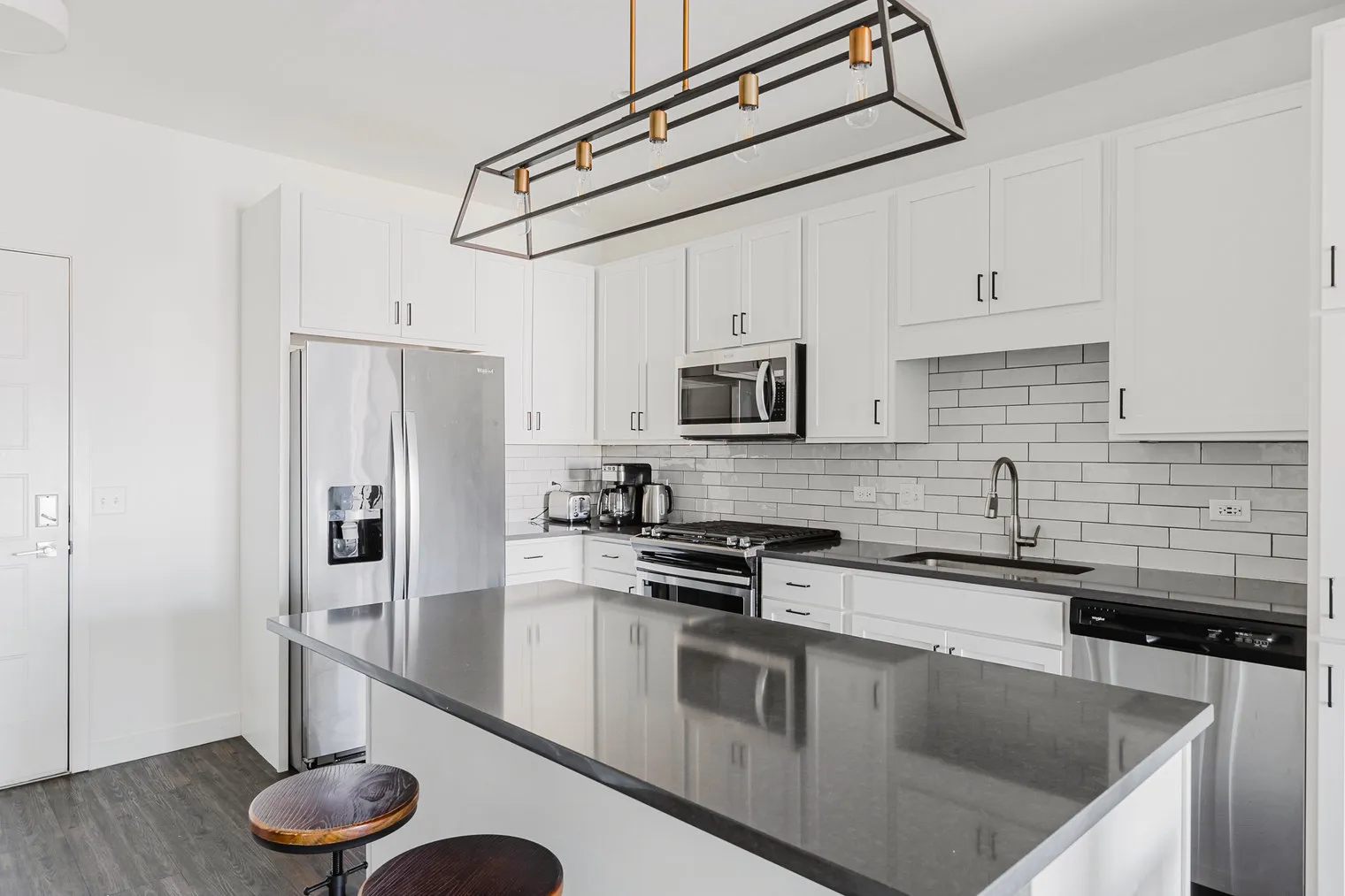 100 N Addison Ave   60126 60126-The Marke of Elmhurst-unit#ID1120-Elmhurst-IL