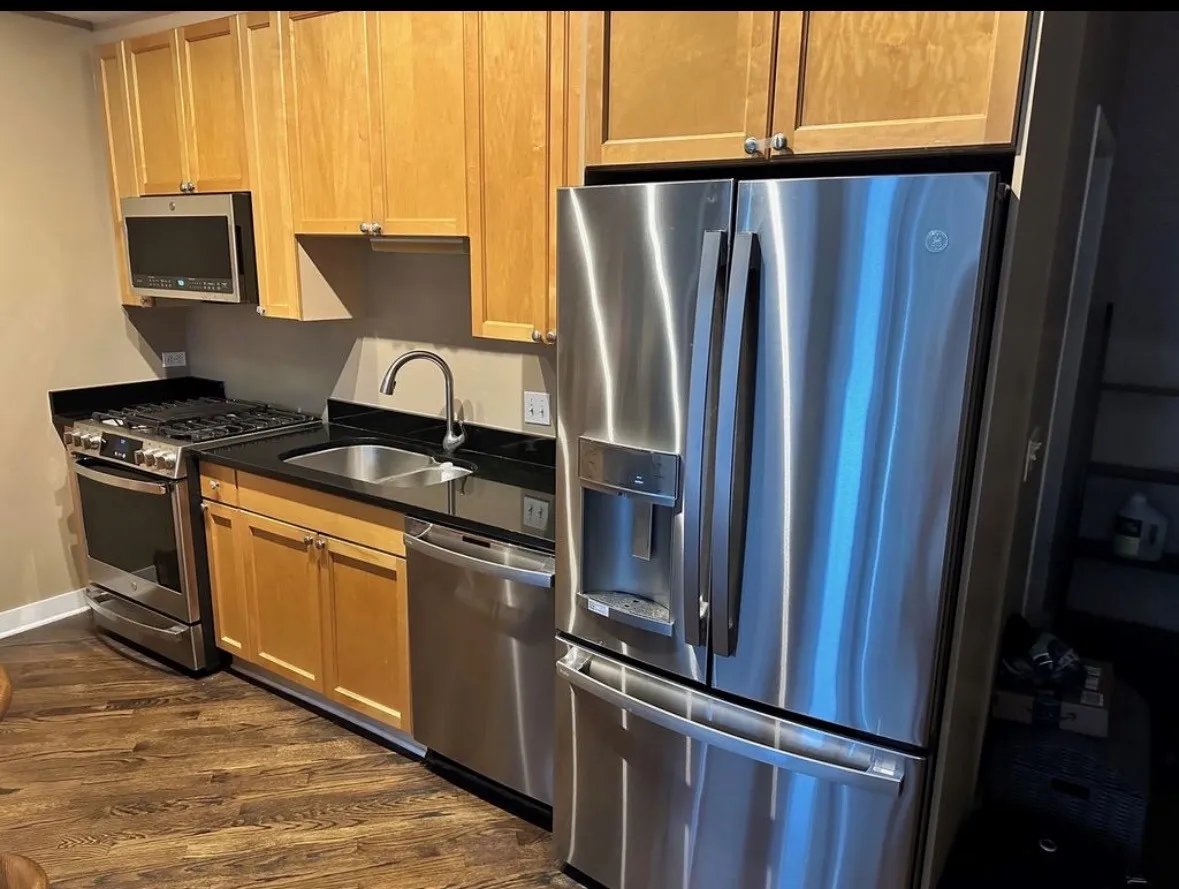 910 W Madison St   60607 60607-Madison Manor 2-unit#902e-Chicago-IL