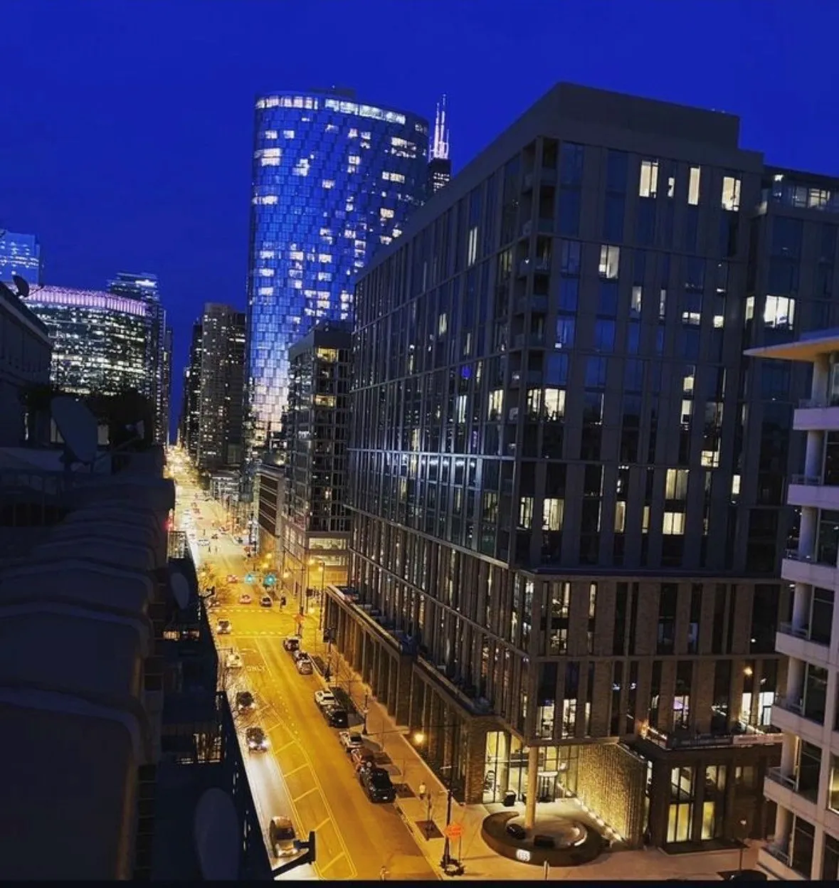 910 W Madison St   60607 60607-Madison Manor 2-unit#902e-Chicago-IL