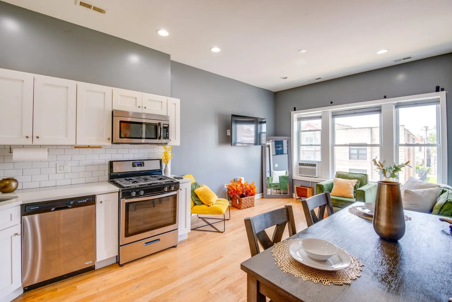 4241 S Langley Ave 60653 60653-Building South Langley Avenue - evolve-unit#ID1305514P-Chicago-IL