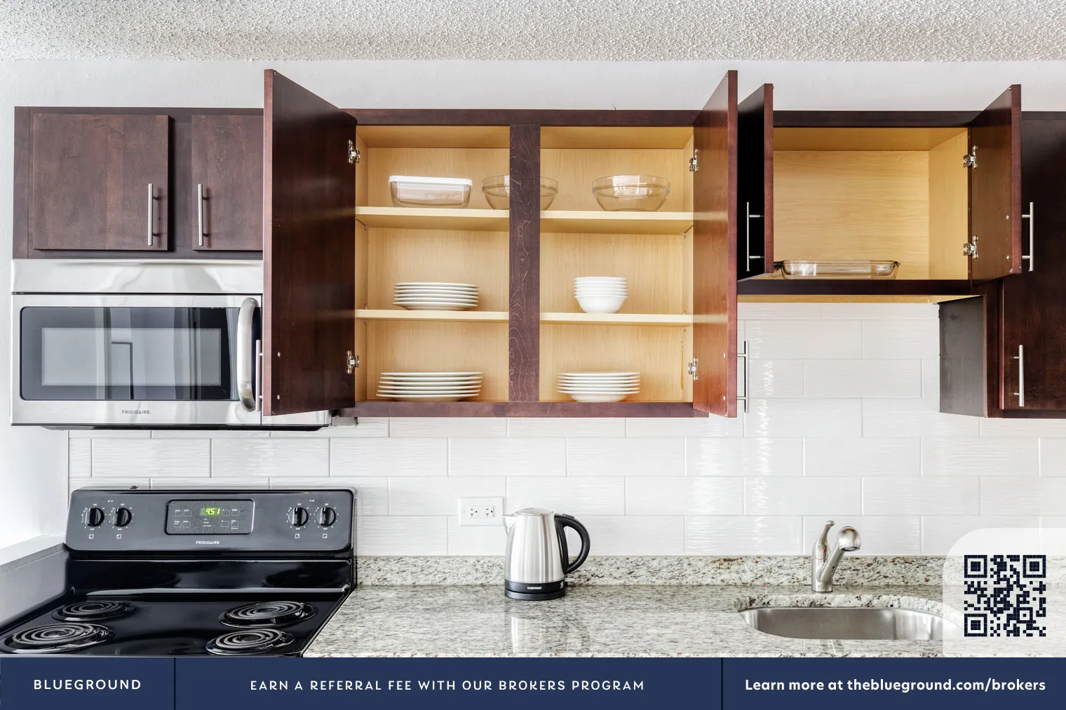 8 W Chestnut St   60610 60610-Chestnut Place-unit#ID543-Chicago-IL