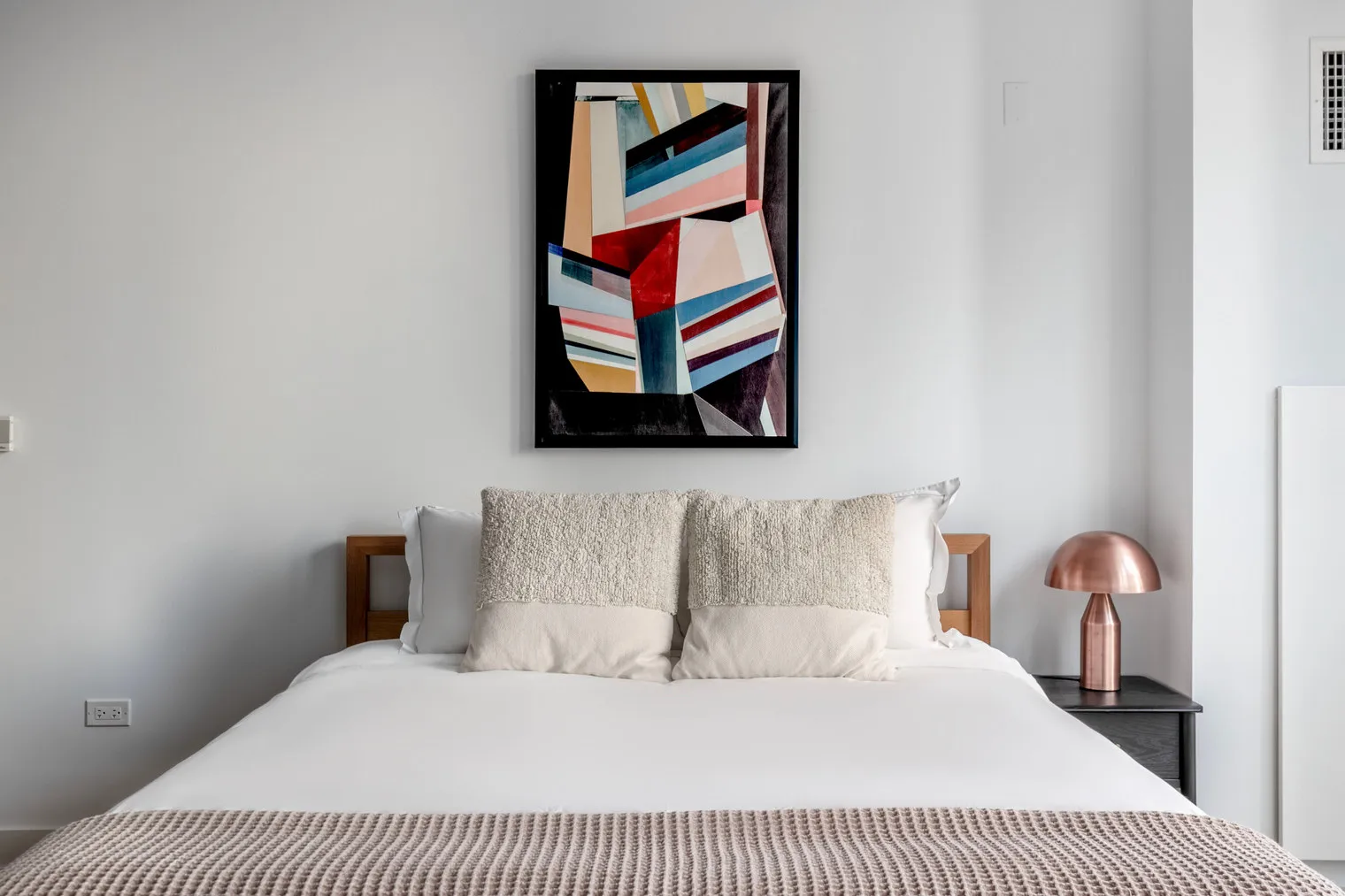 201 N Garland Ct   60601 60601- Mila-unit#ID1017-Chicago-IL