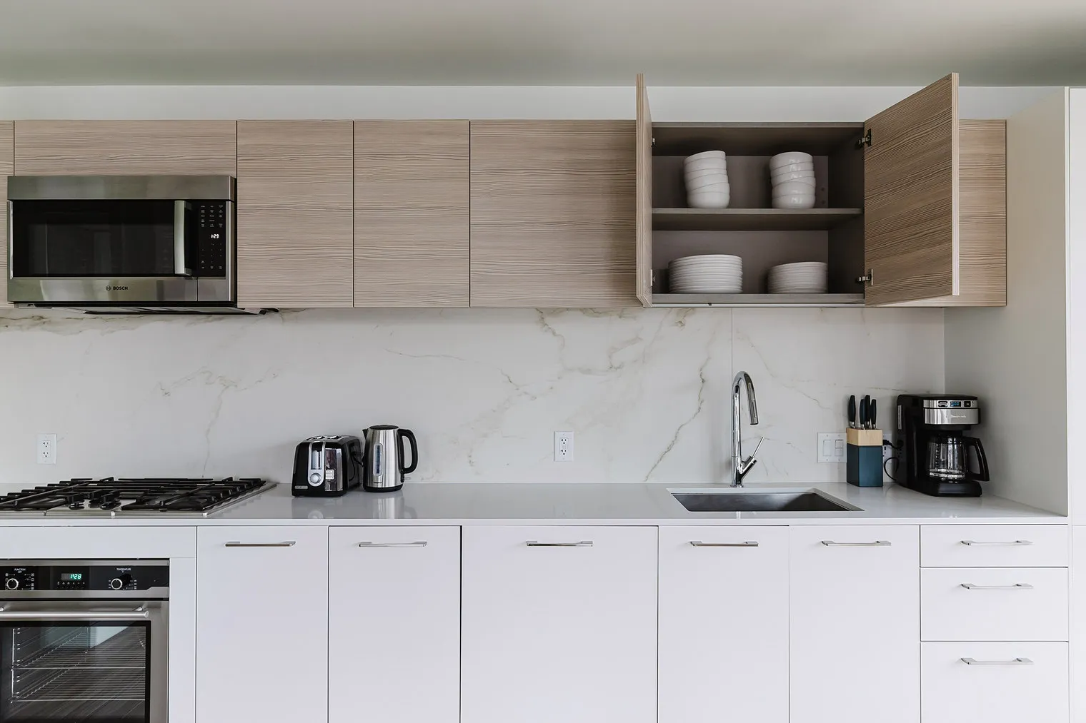 165 N Desplaines St 60661 60661-Emme-unit#ID1138-Chicago-IL