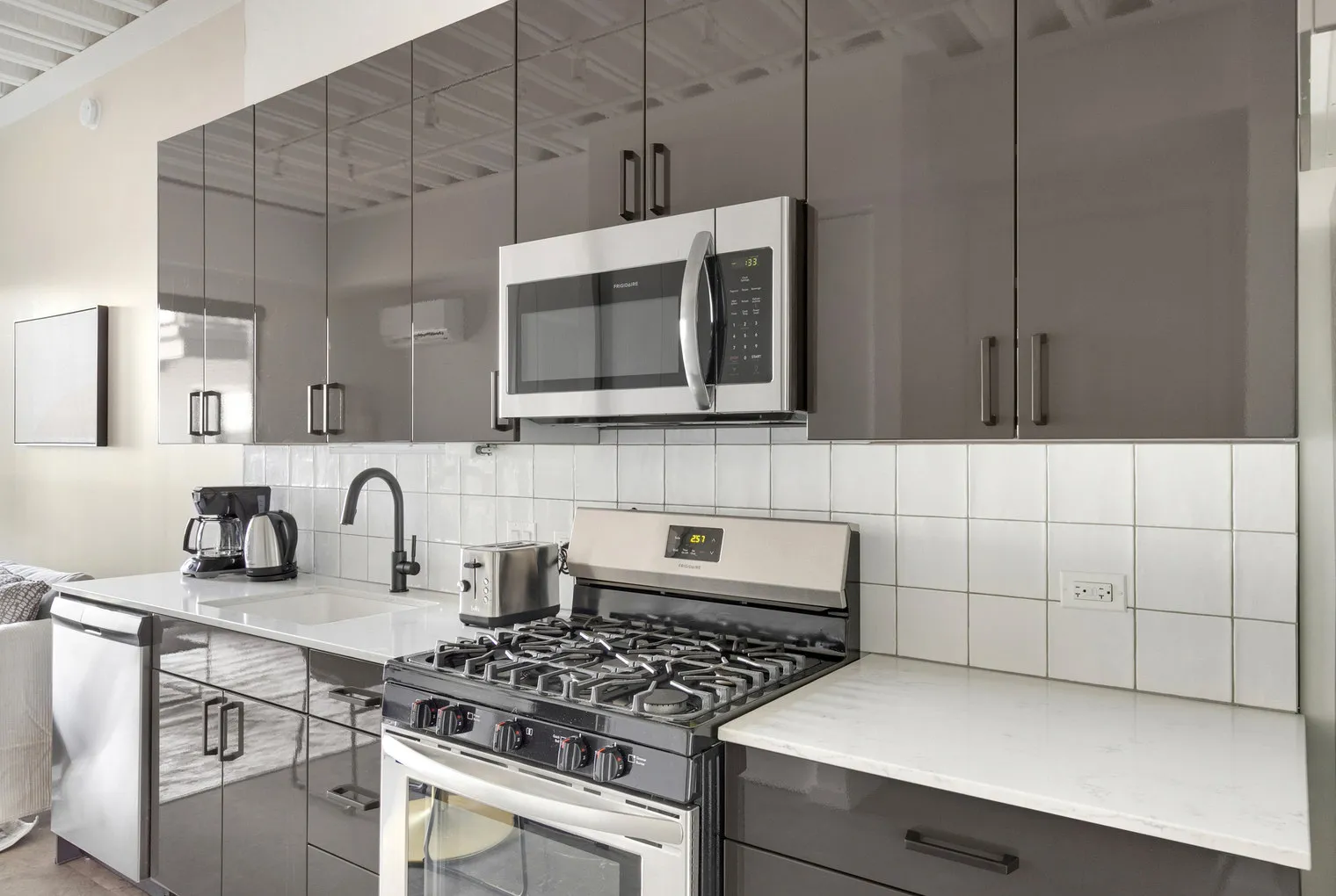 1220 W Jackson Blvd   60607 60607-The Jax-unit#ID1320-Chicago-IL