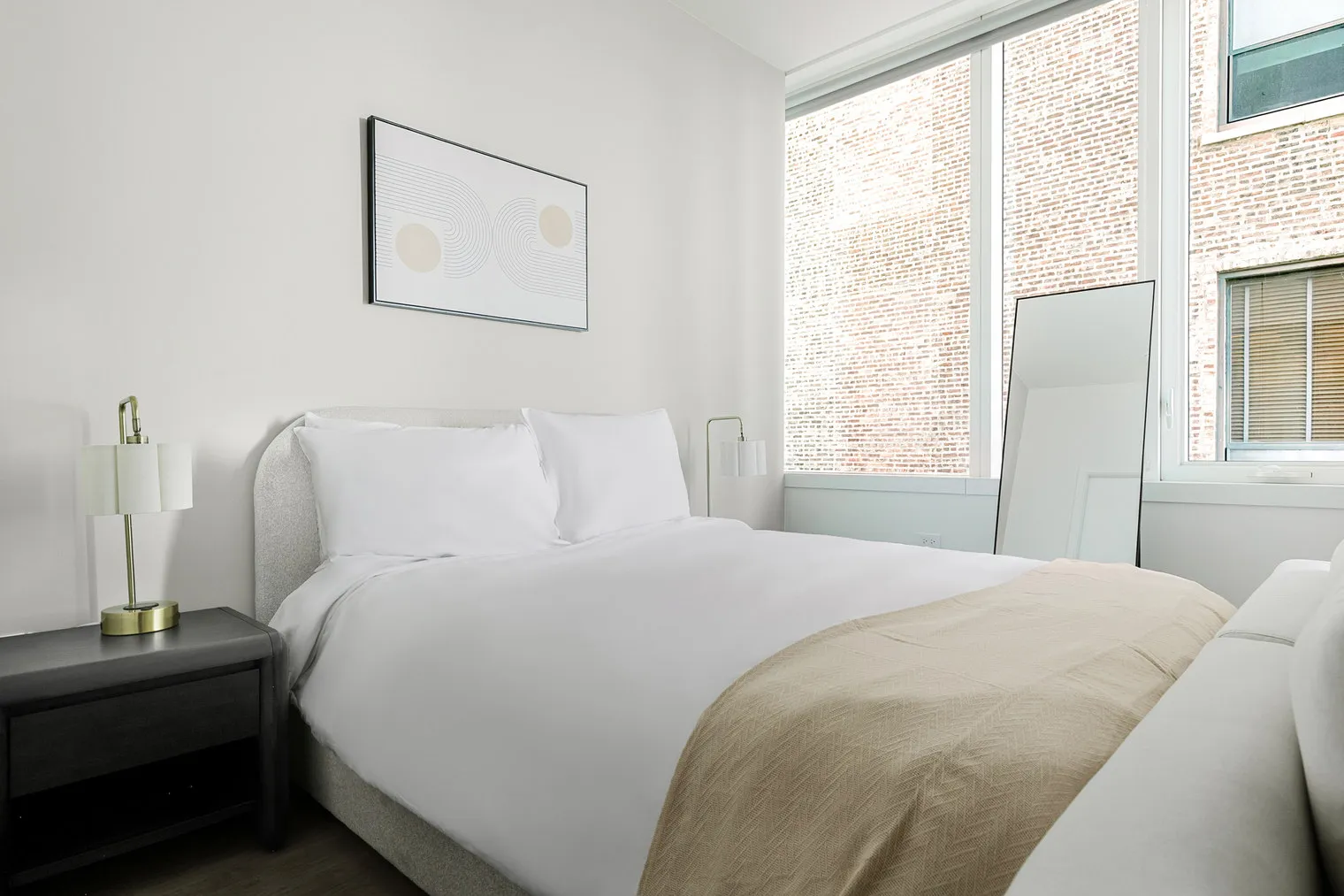 1000 S Michigan Ave   60605 60605-1000M-unit#ID1350-Chicago-IL