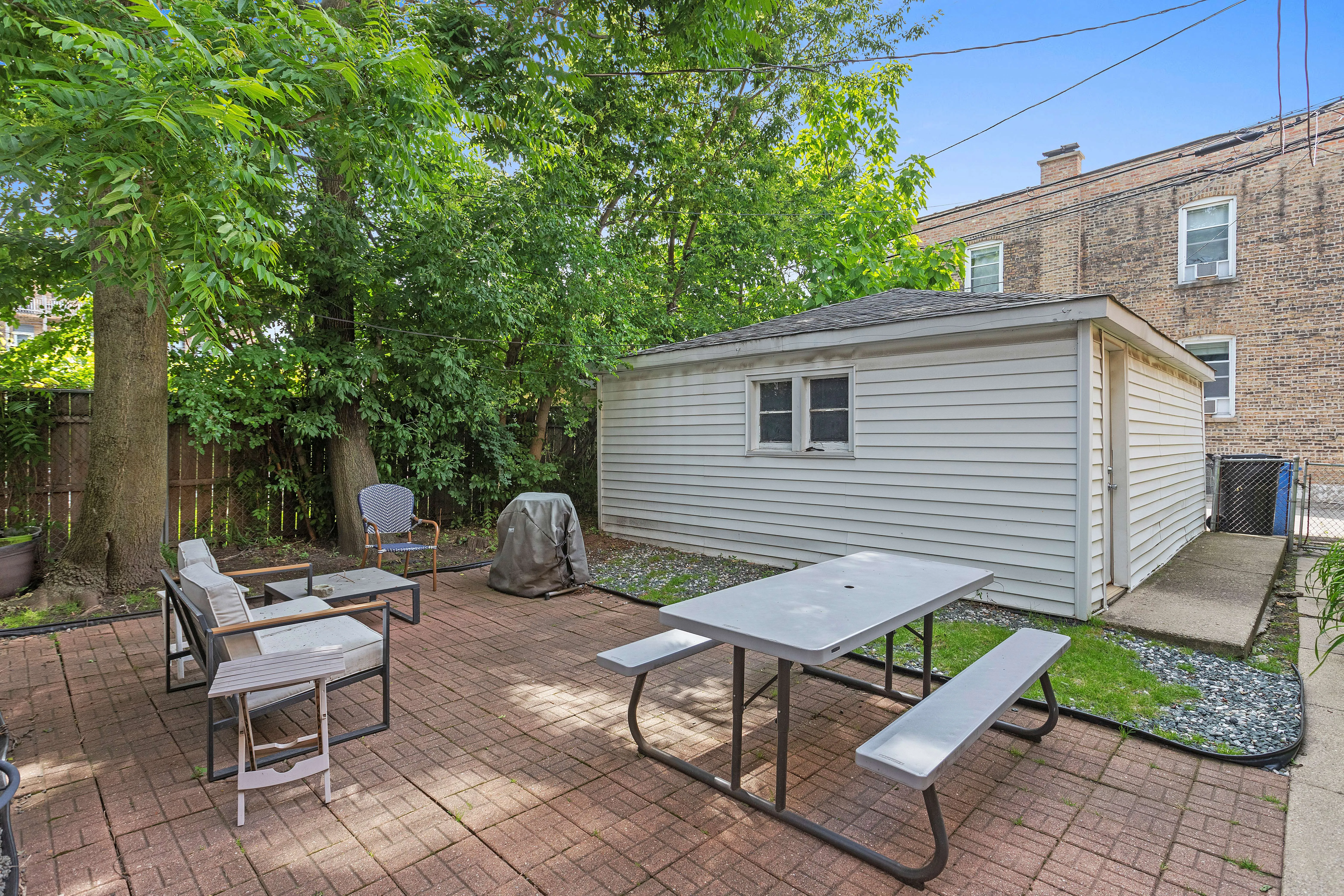 2221 W ADDISON ST 60618-unit#Gardn-Chicago-IL