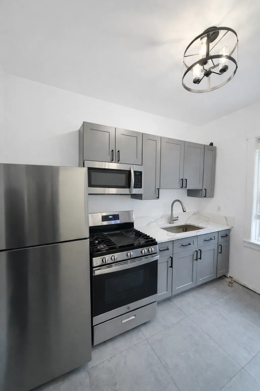 4301 N Drake Ave 60618 60618-unit#3-Chicago-IL