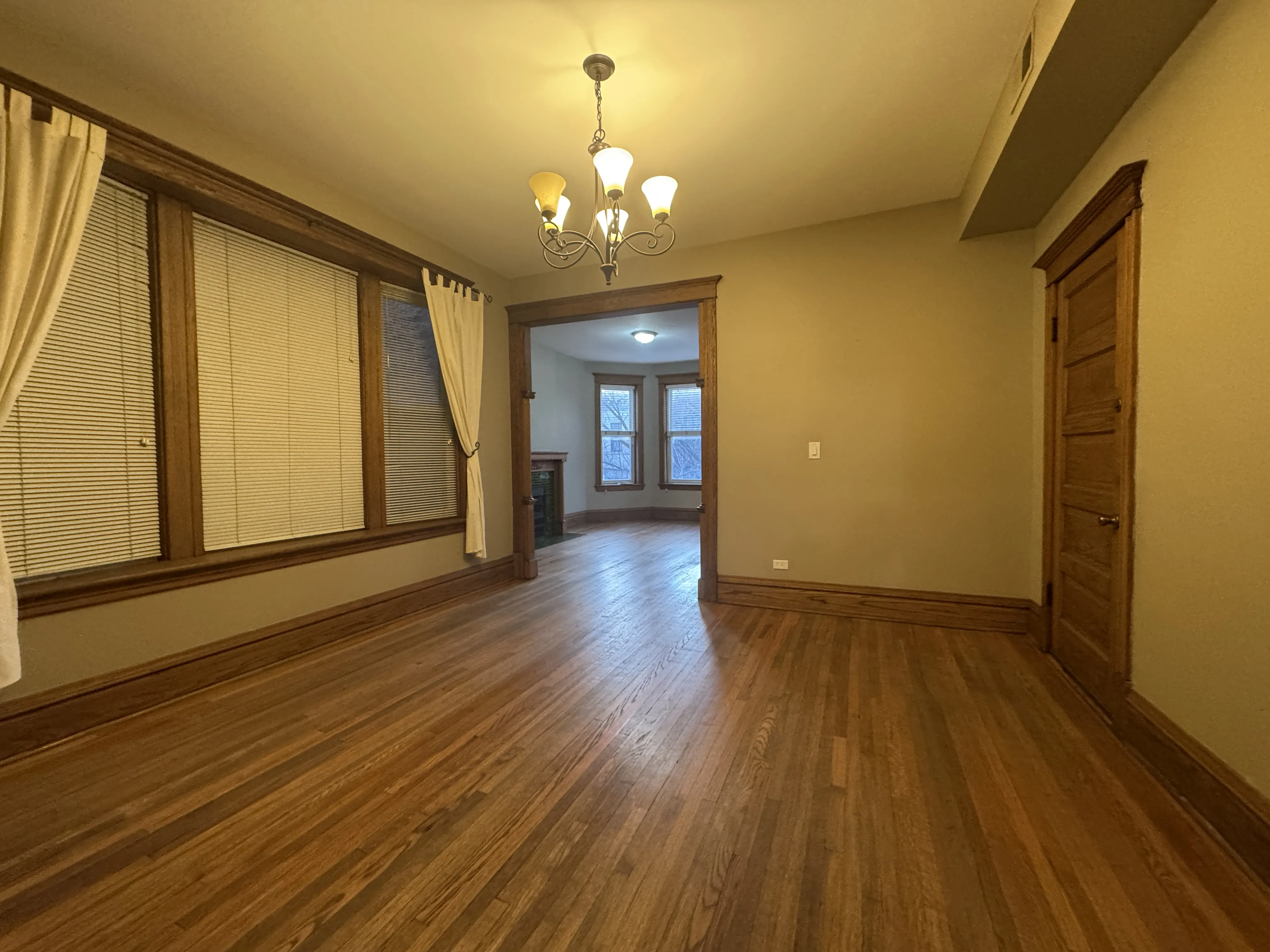 1539 N LEAVITT ST 60622-1820-CHICAGO-IL