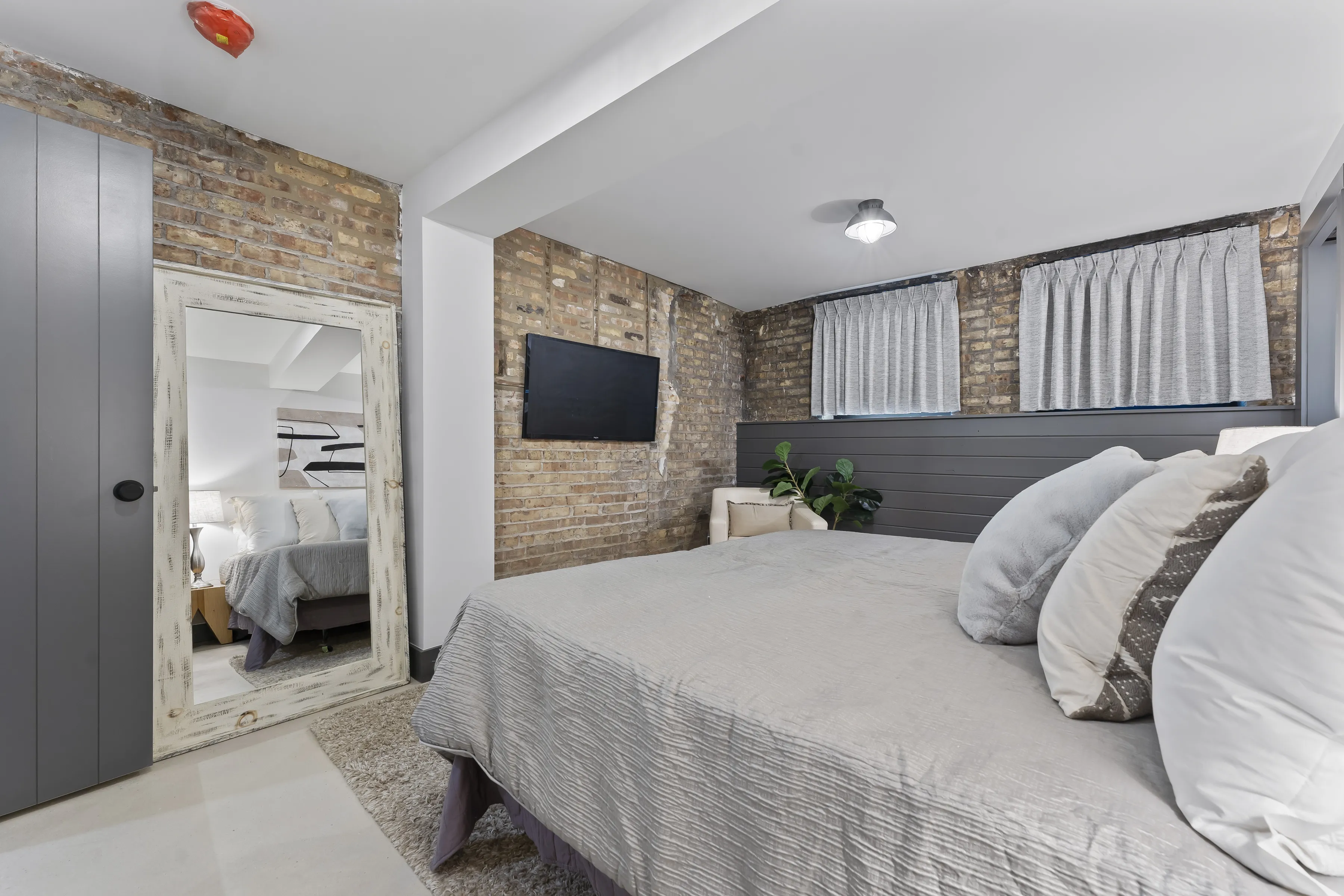 2501 N Richmond St Unit 1, ,  60647 60647-unit#01-Chicago-IL