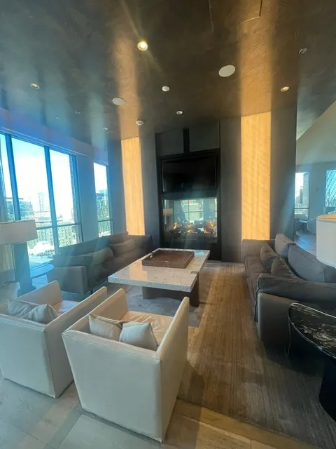 933 W Washington Blvd   60606 60606-unit#1101-Chicago-IL