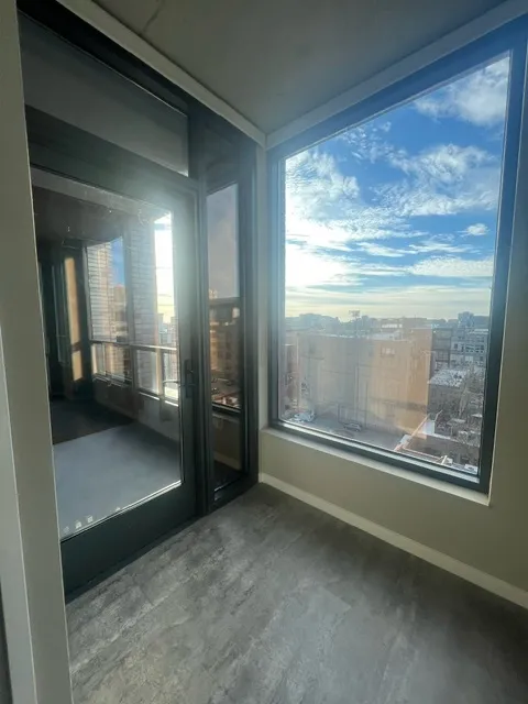 933 W Washington Blvd   60606 60606-unit#1101-Chicago-IL