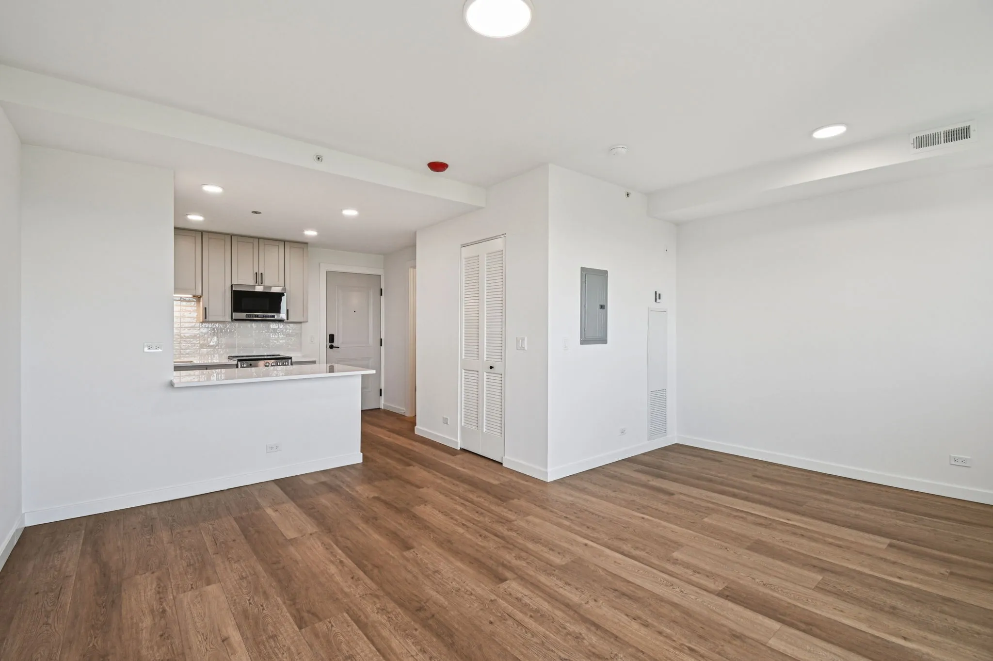 2140 N Lincoln Park W 60614 60614-unit#402-Chicago-IL