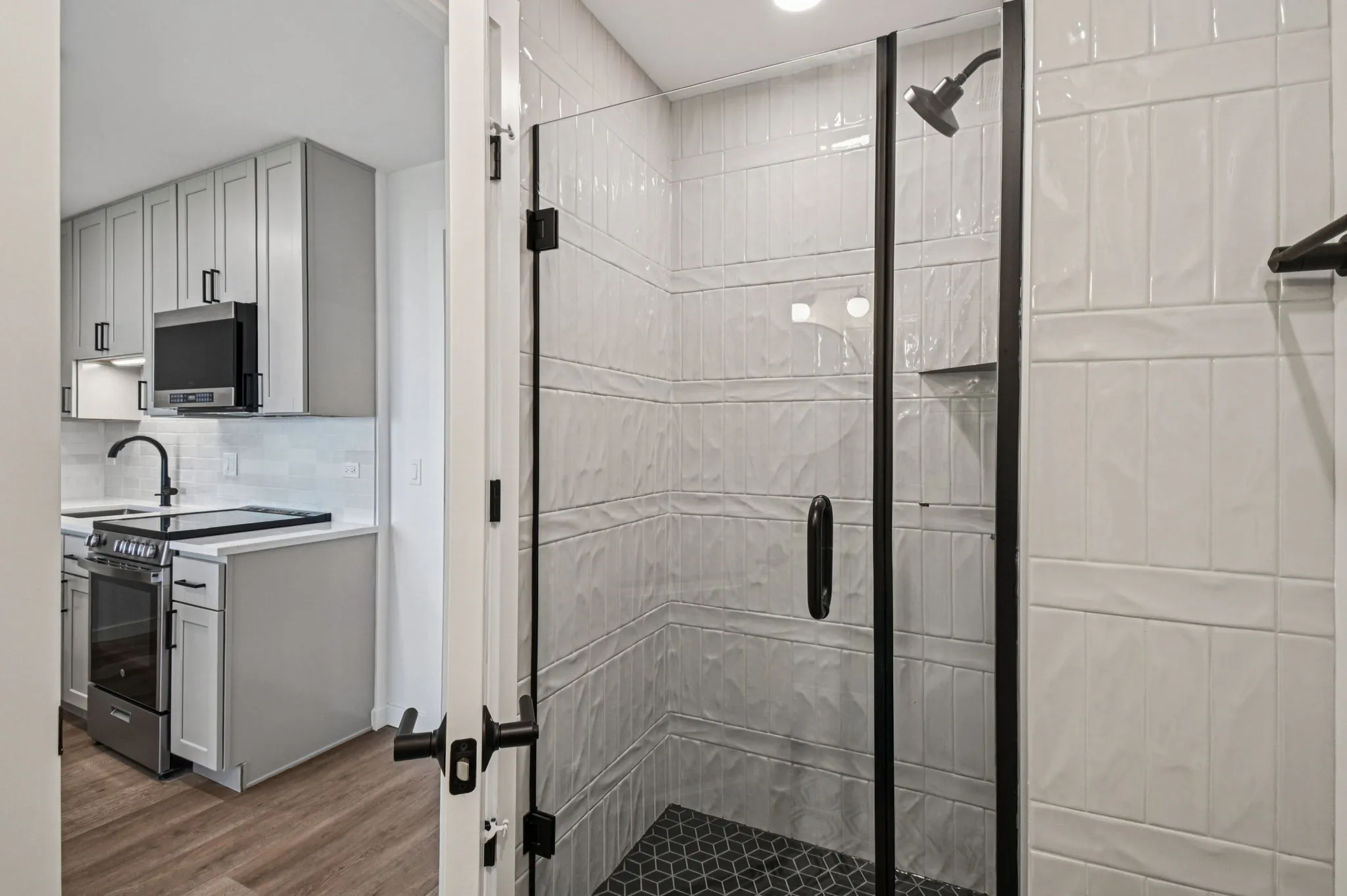 2140 N Lincoln Park W 60614 60614-unit#402-Chicago-IL