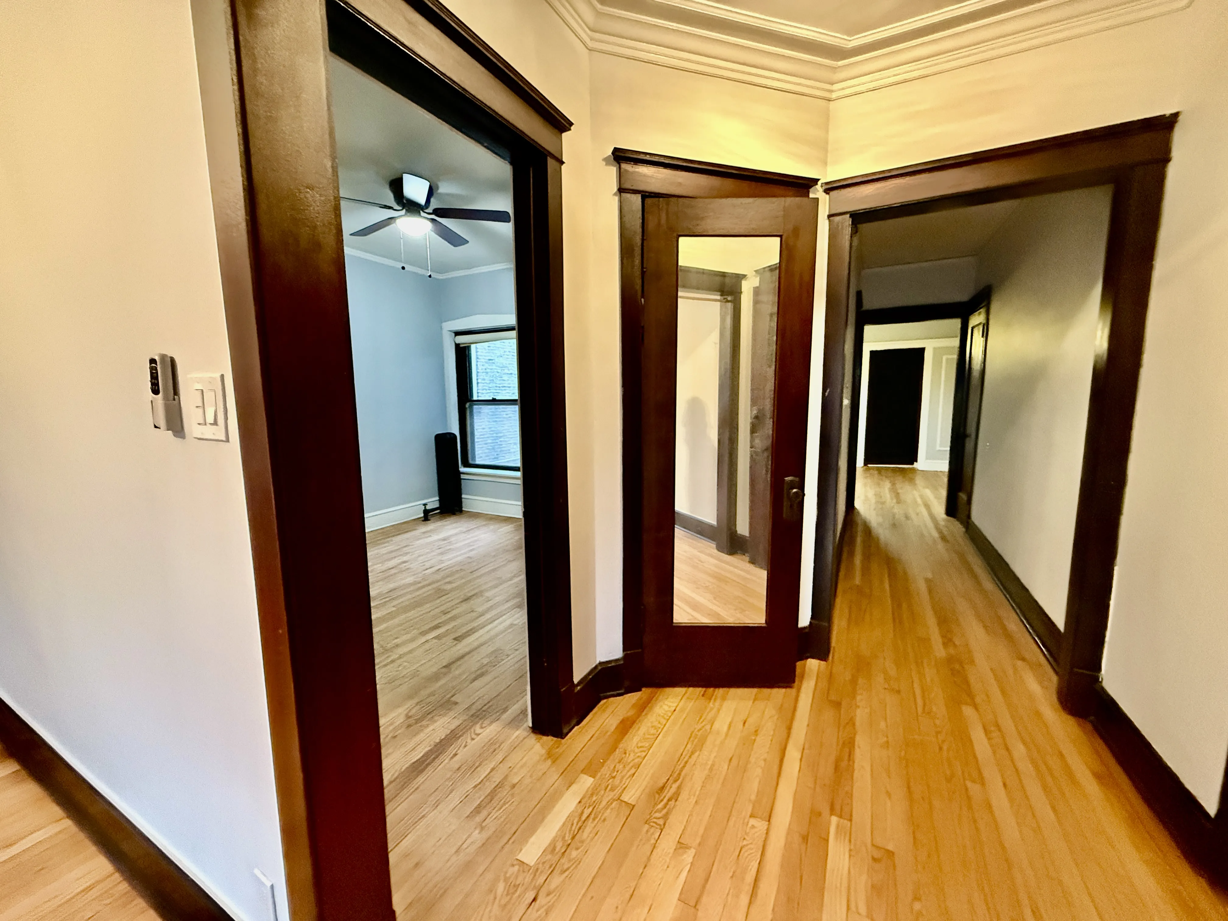 1506 W ROSEMONT AVE 60660-Rosemont Apartments-unit#2-E-Chicago-IL